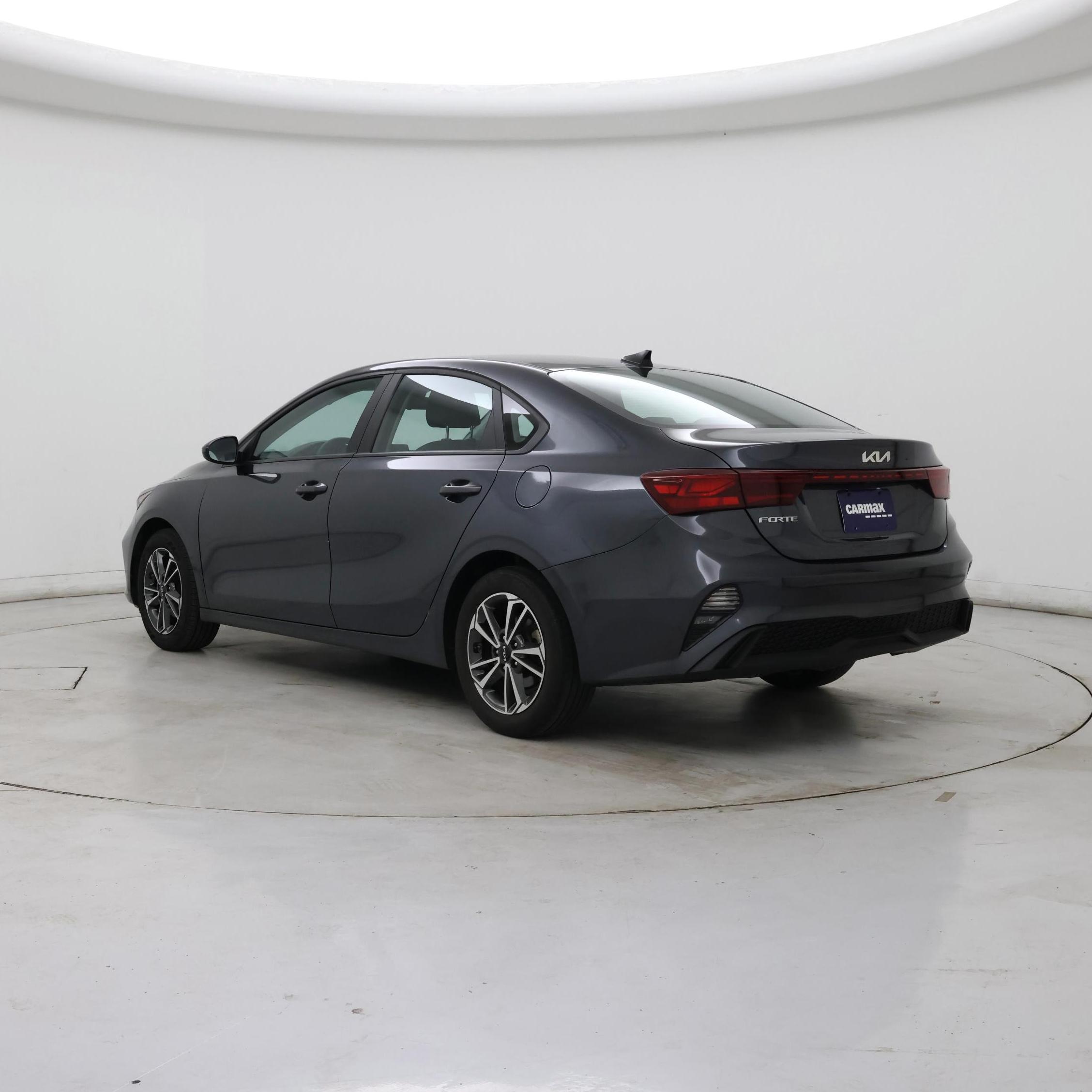 Thumbnail: 2023 Kia Forte - 2