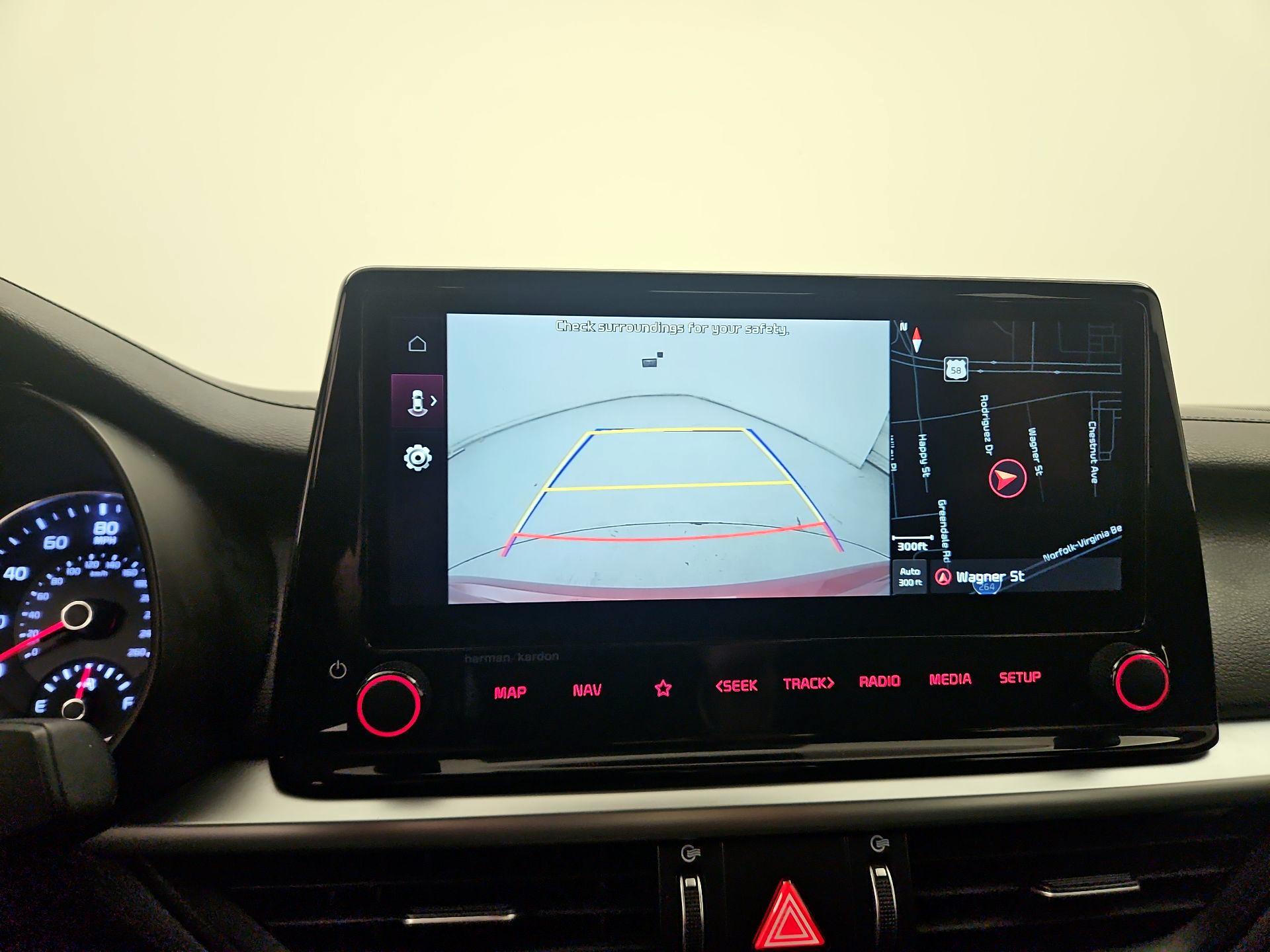 Thumbnail: 2022 Kia Forte - 15