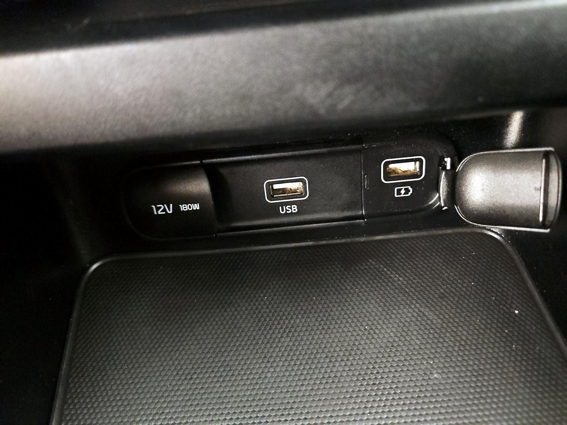 Thumbnail: 2022 Kia Forte - 19