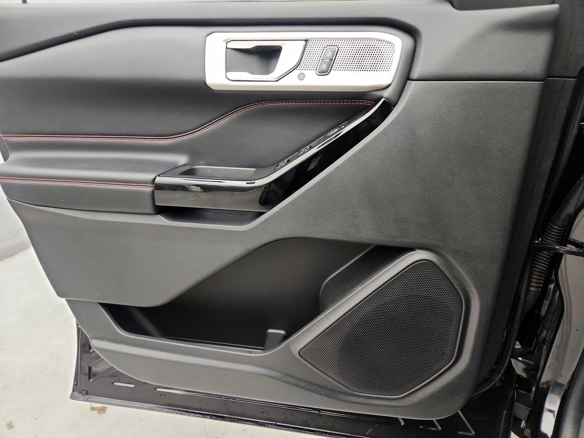 Thumbnail: 2022 Ford Explorer - 12