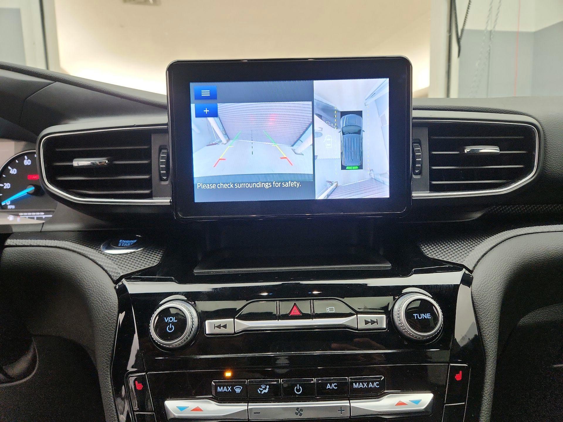 Thumbnail: 2022 Ford Explorer - 15