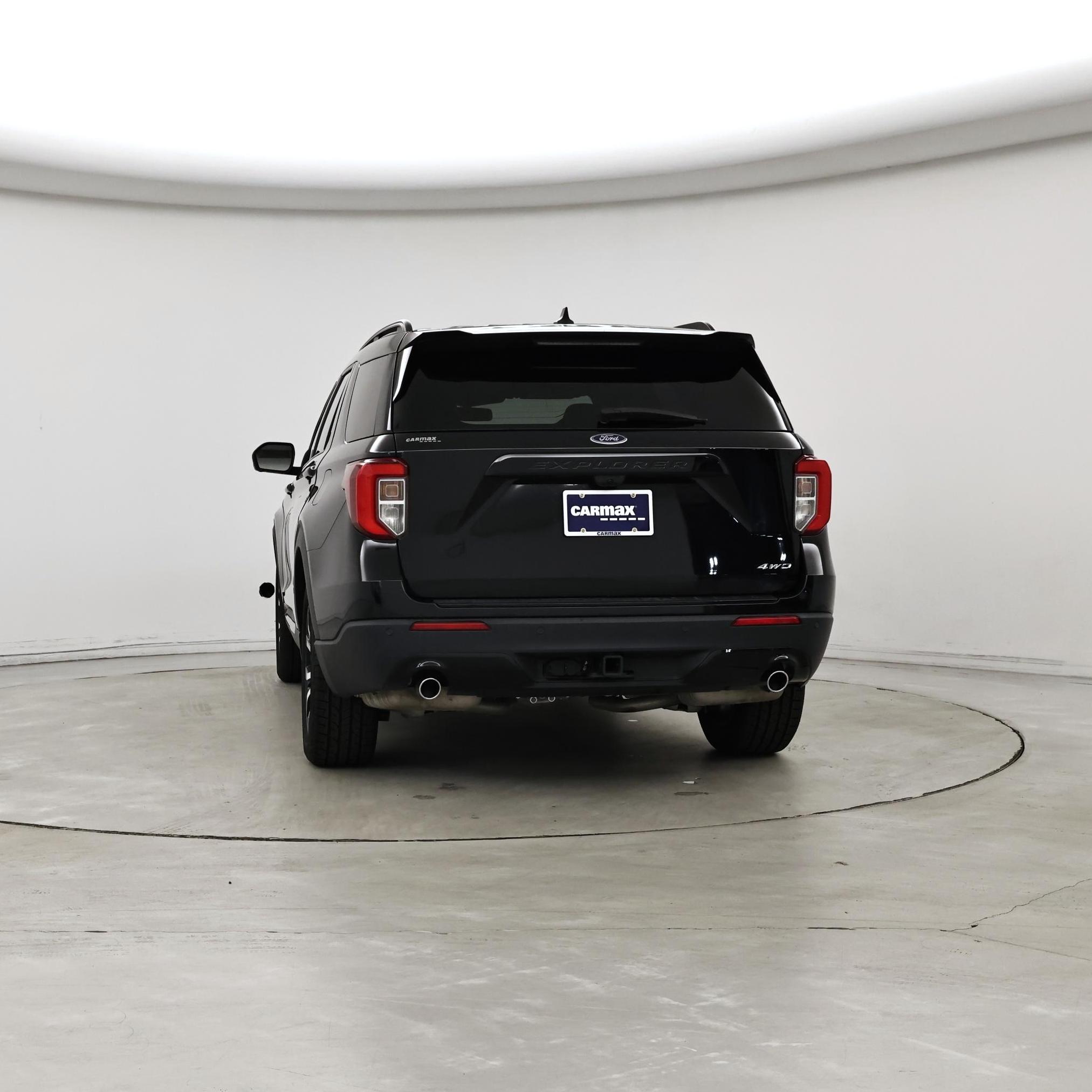 Thumbnail: 2022 Ford Explorer - 6