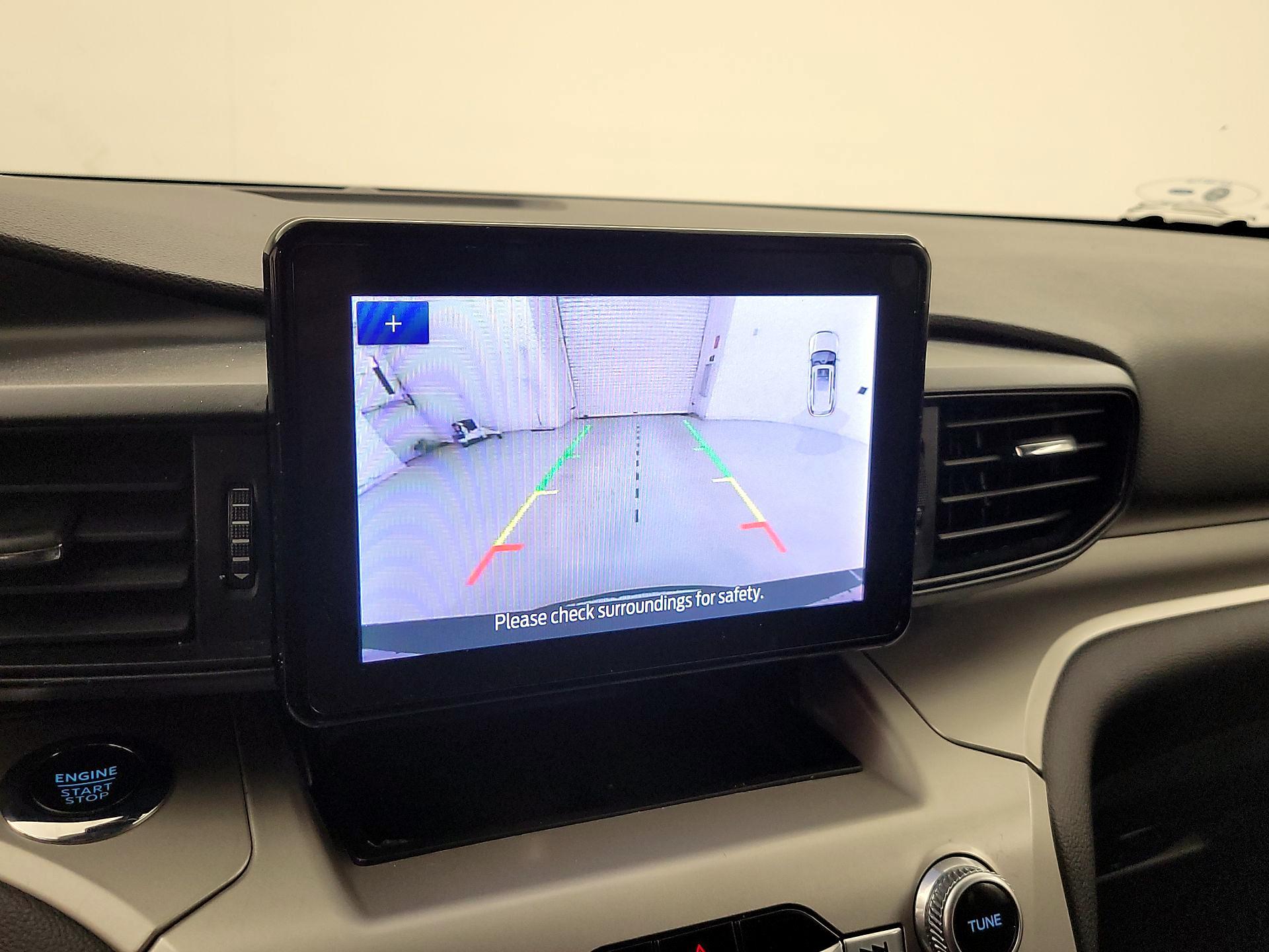 Thumbnail: 2022 Ford Explorer - 14