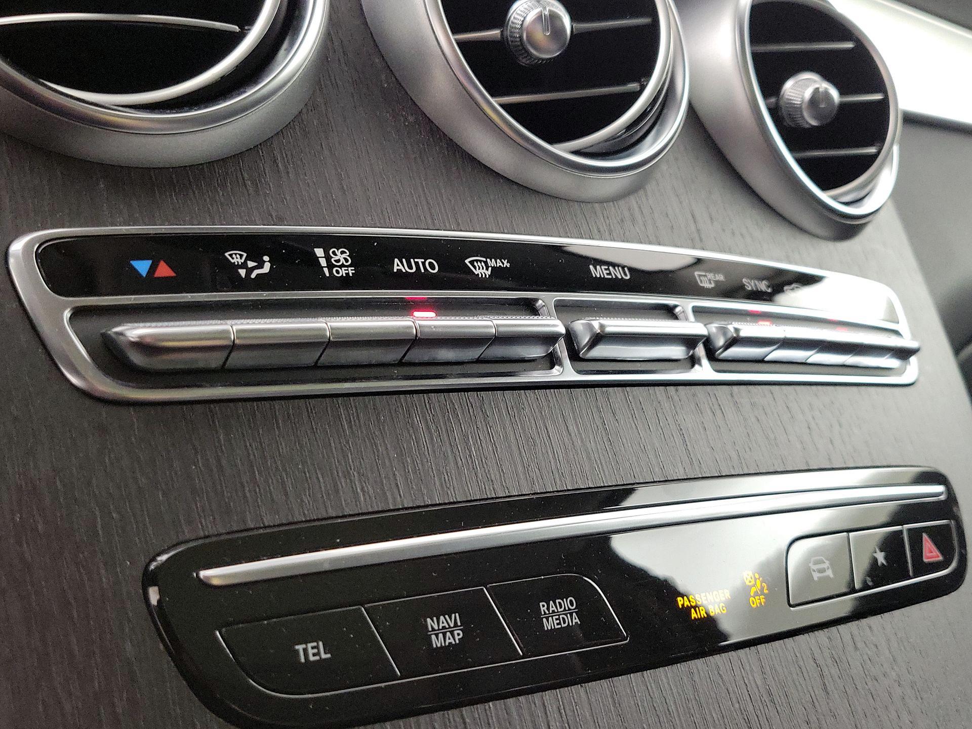 Thumbnail: 2022 Mercedes-Benz GLC - 17