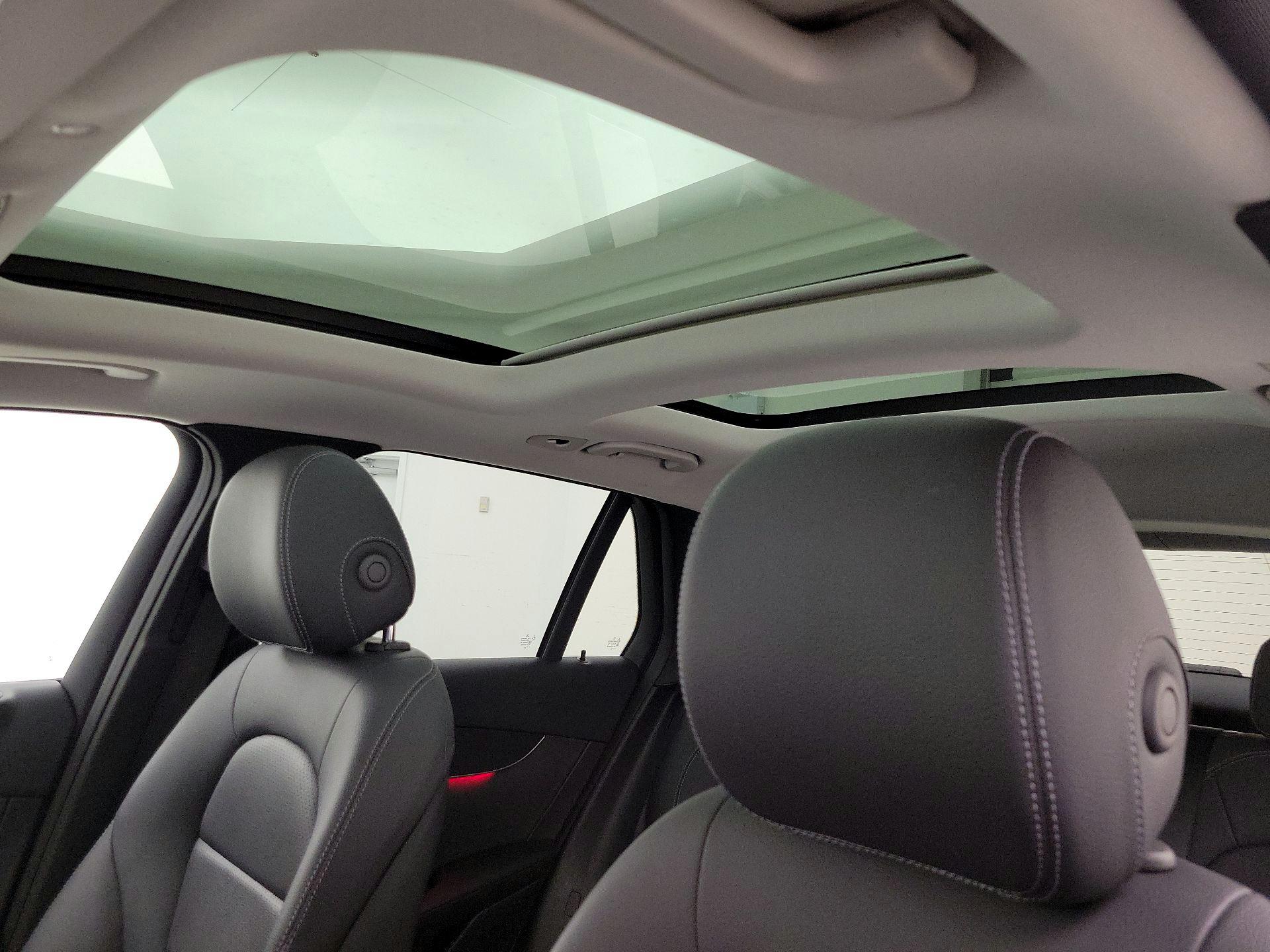 Thumbnail: 2022 Mercedes-Benz GLC - 20