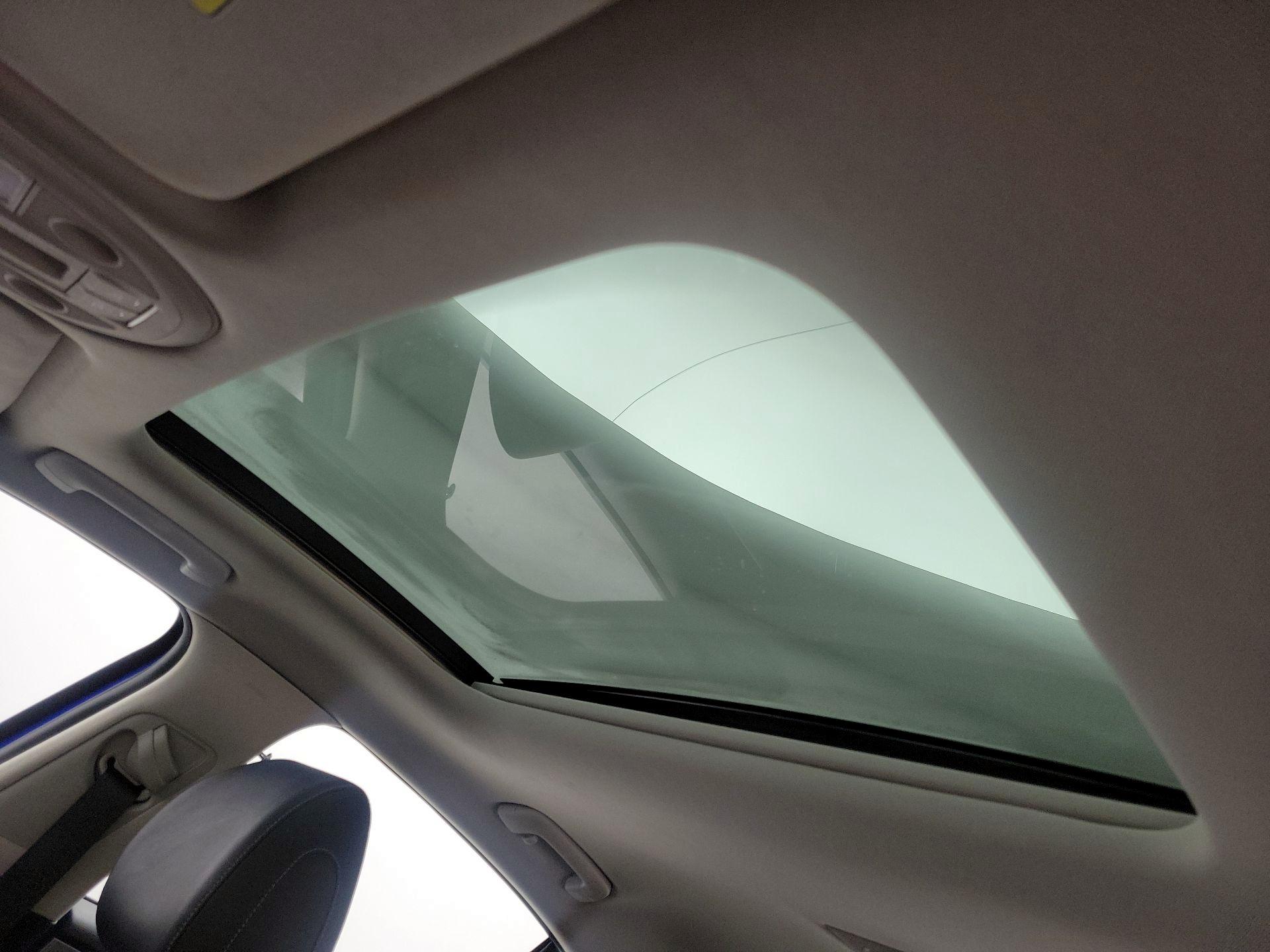 Thumbnail: 2021 Genesis G70 - 20