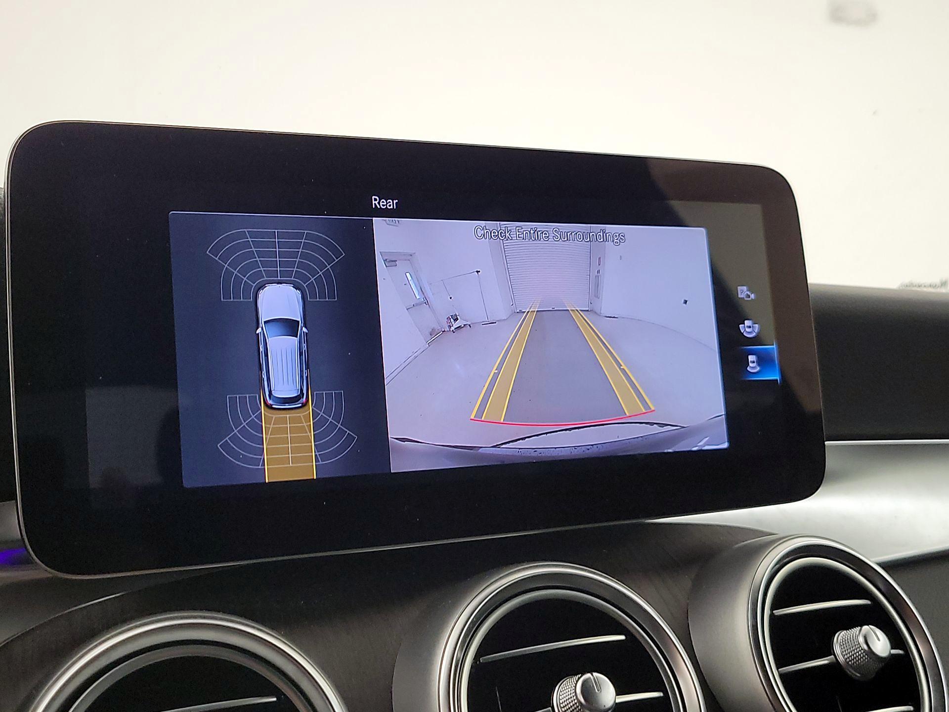 Thumbnail: 2022 Mercedes-Benz GLC - 14