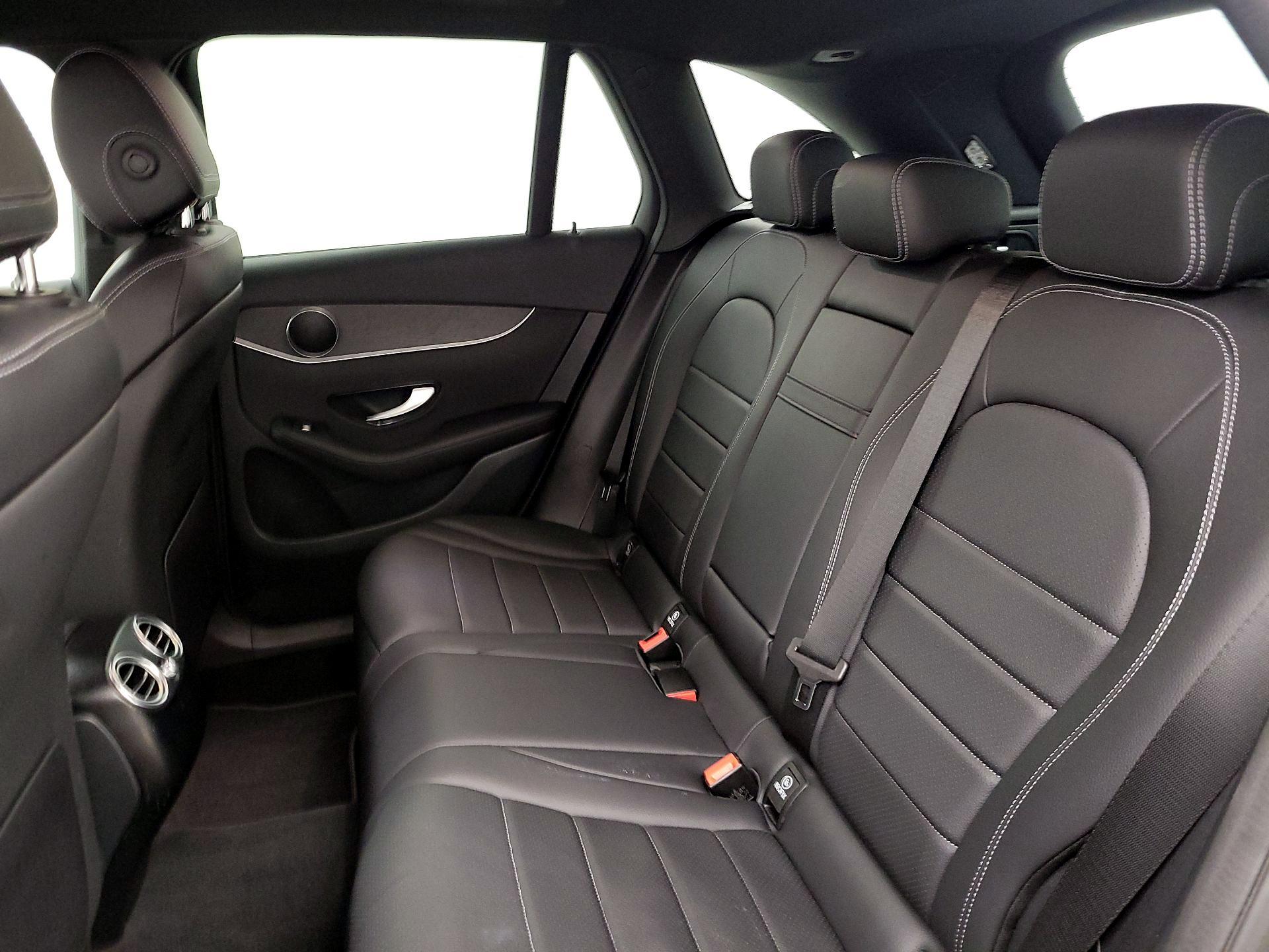 Thumbnail: 2022 Mercedes-Benz GLC - 19