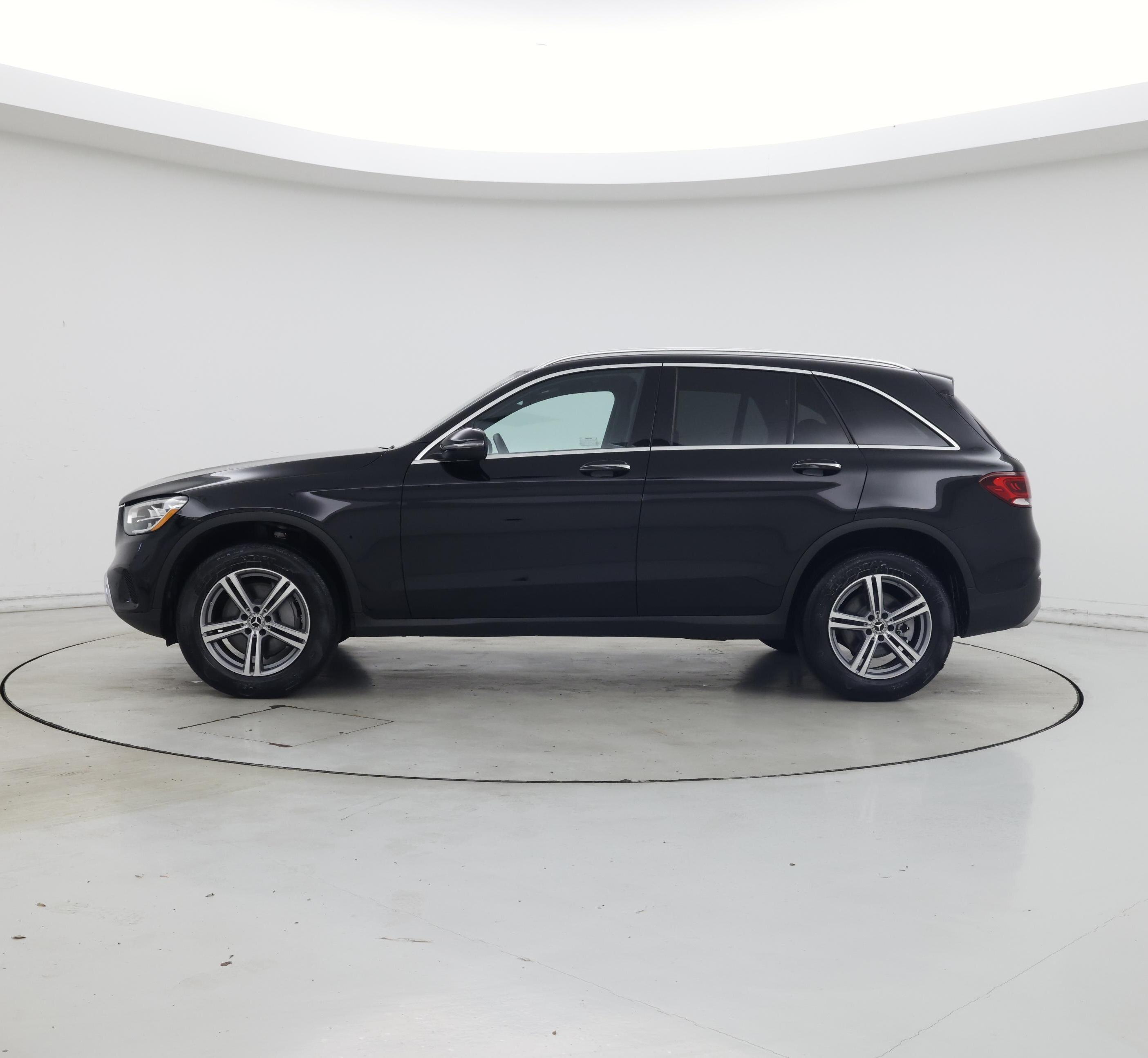 Thumbnail: 2022 Mercedes-Benz GLC - 3