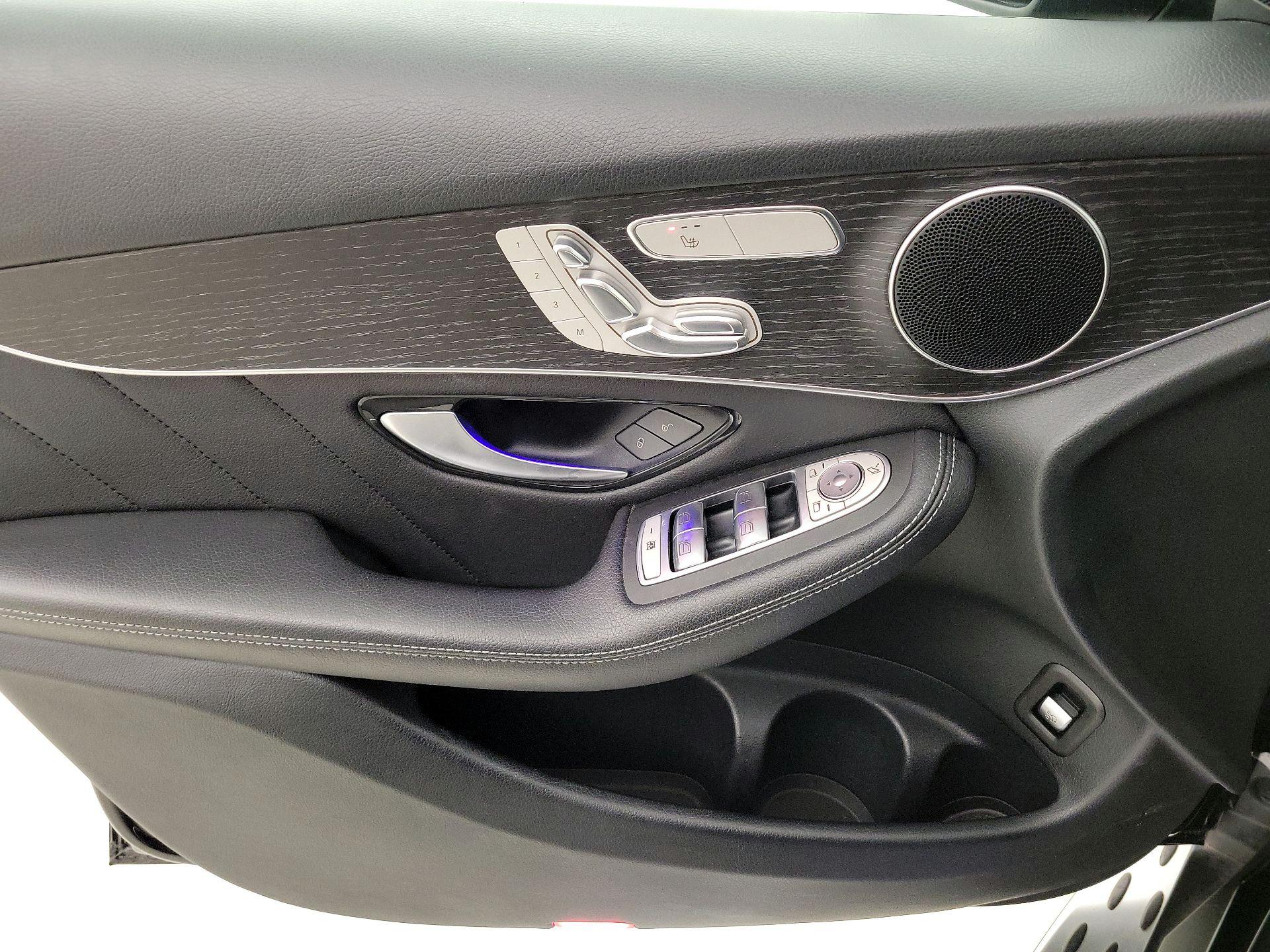 Thumbnail: 2021 Mercedes-Benz GLC - 12