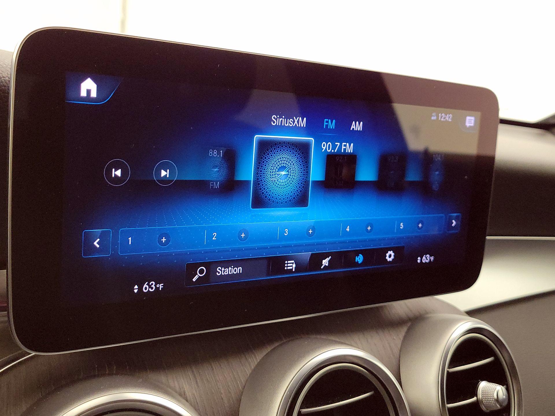 Thumbnail: 2021 Mercedes-Benz GLC - 15