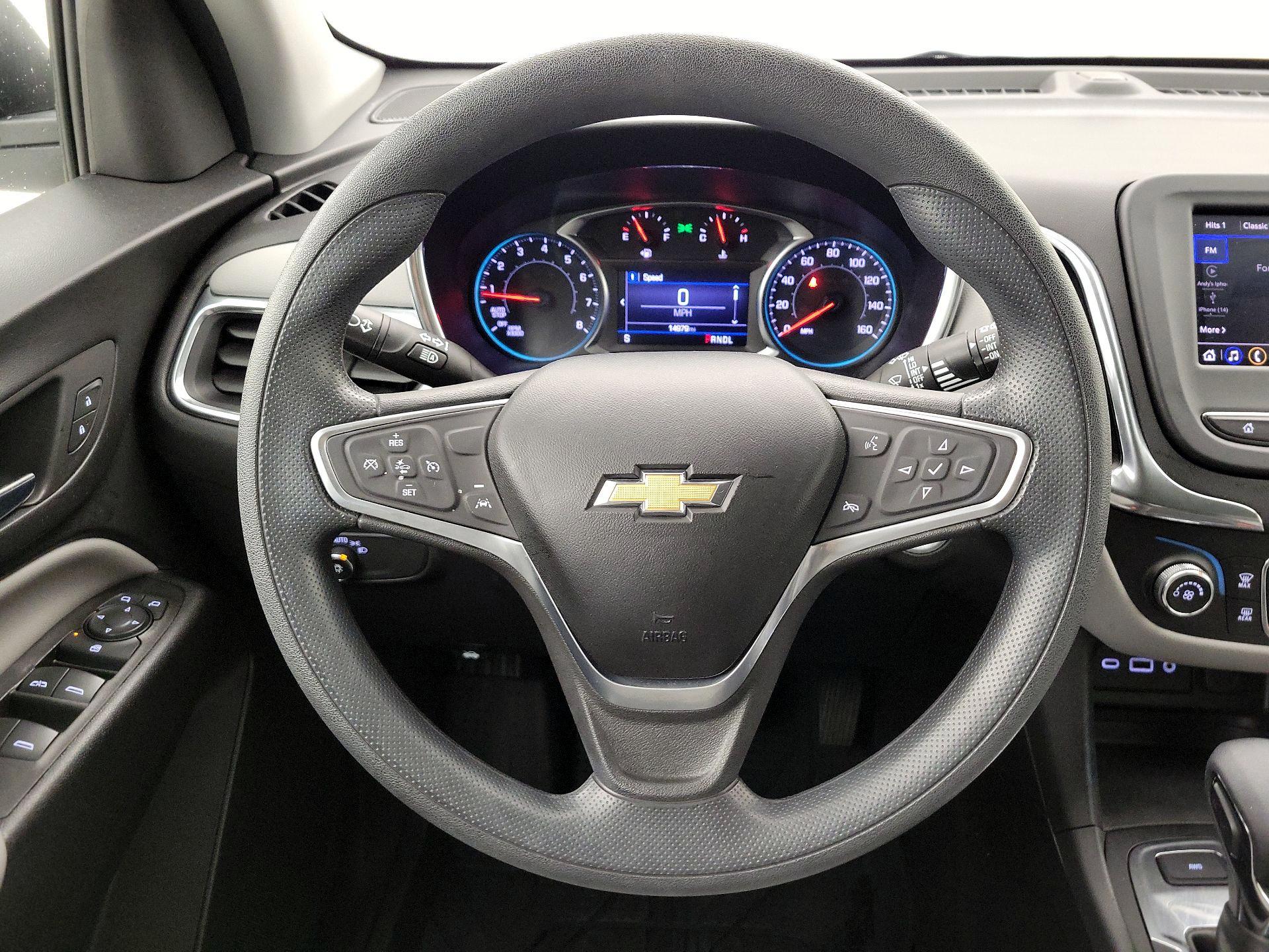 Thumbnail: 2022 Chevrolet Equinox - 10