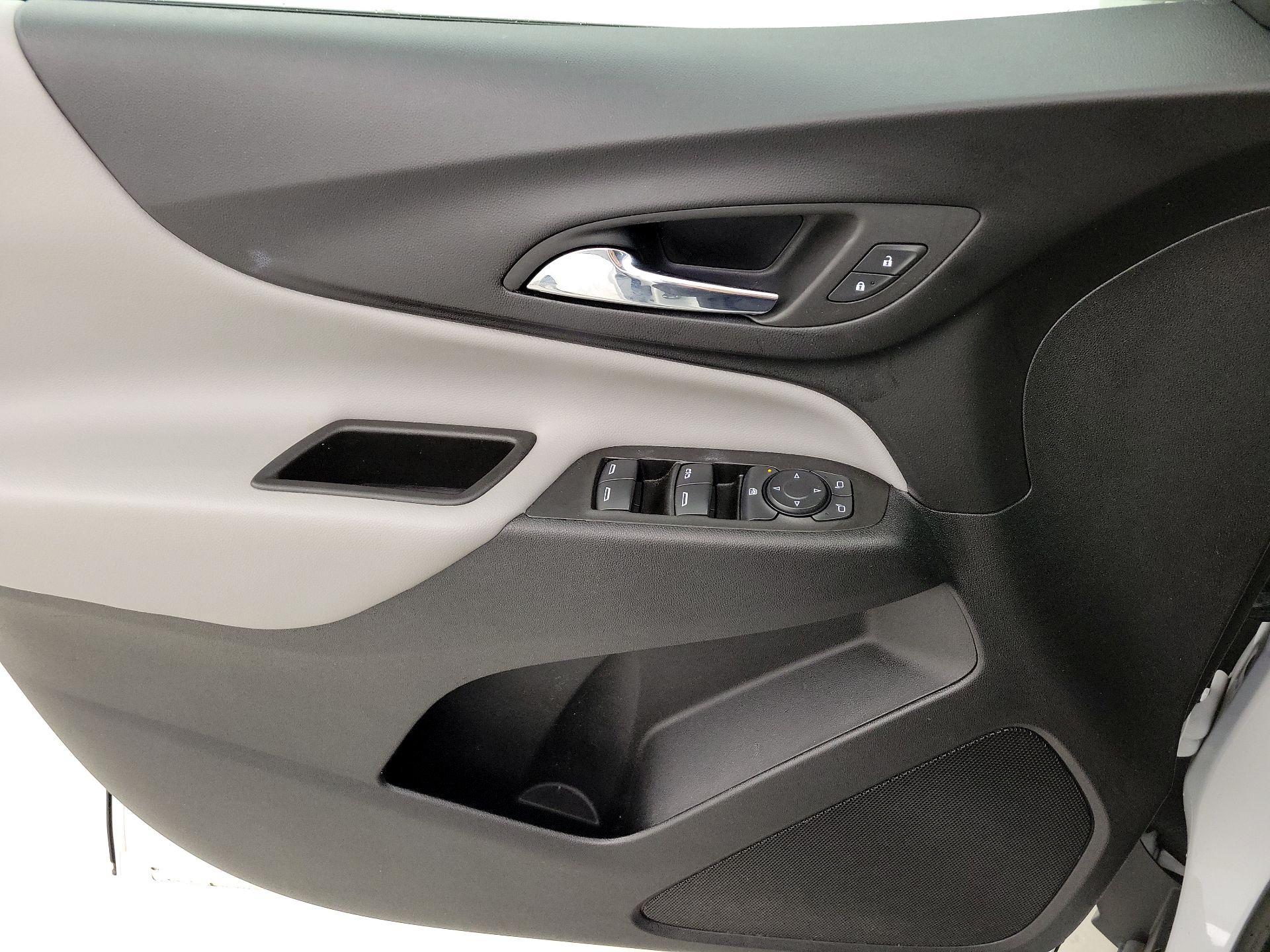 Thumbnail: 2022 Chevrolet Equinox - 12