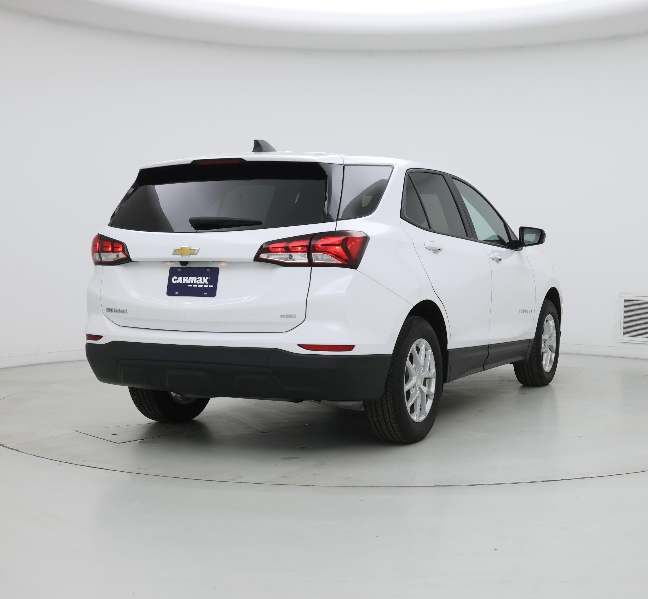 Thumbnail: 2022 Chevrolet Equinox - 8