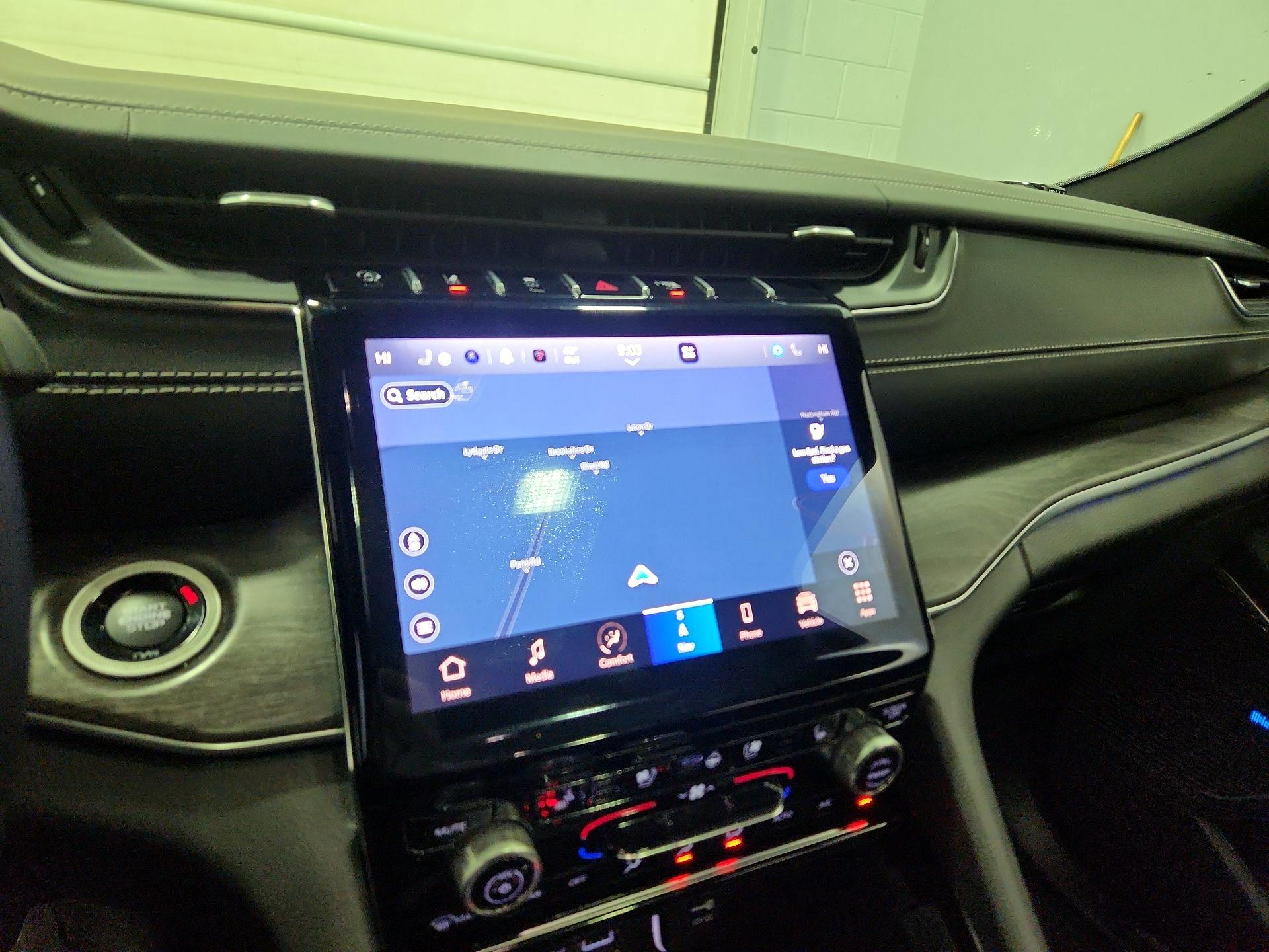 Thumbnail: 2022 Jeep Grand Cherokee - 14