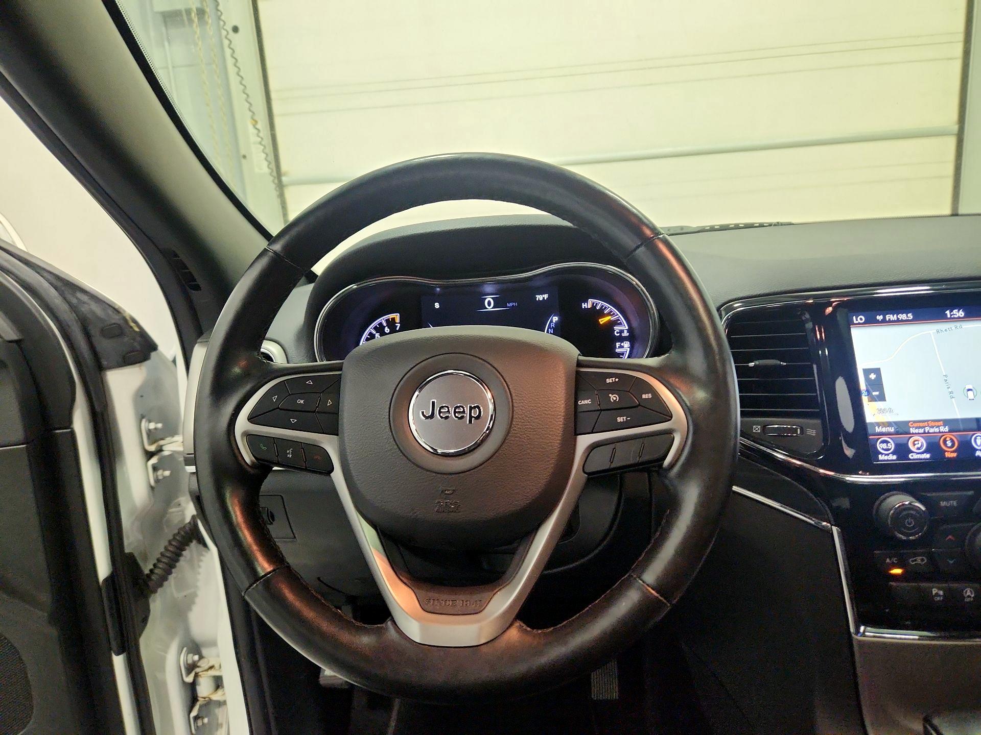 Thumbnail: 2022 Jeep Grand Cherokee - 10