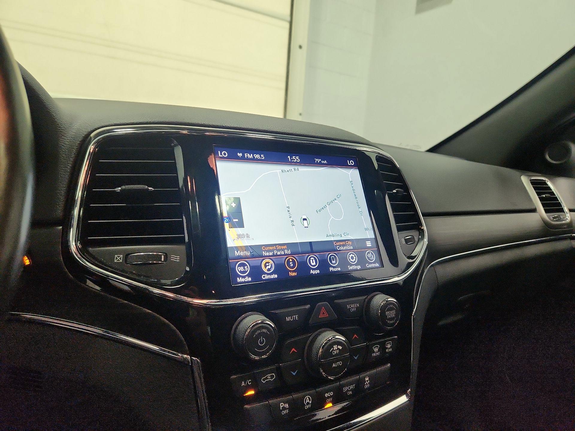 Thumbnail: 2022 Jeep Grand Cherokee - 14