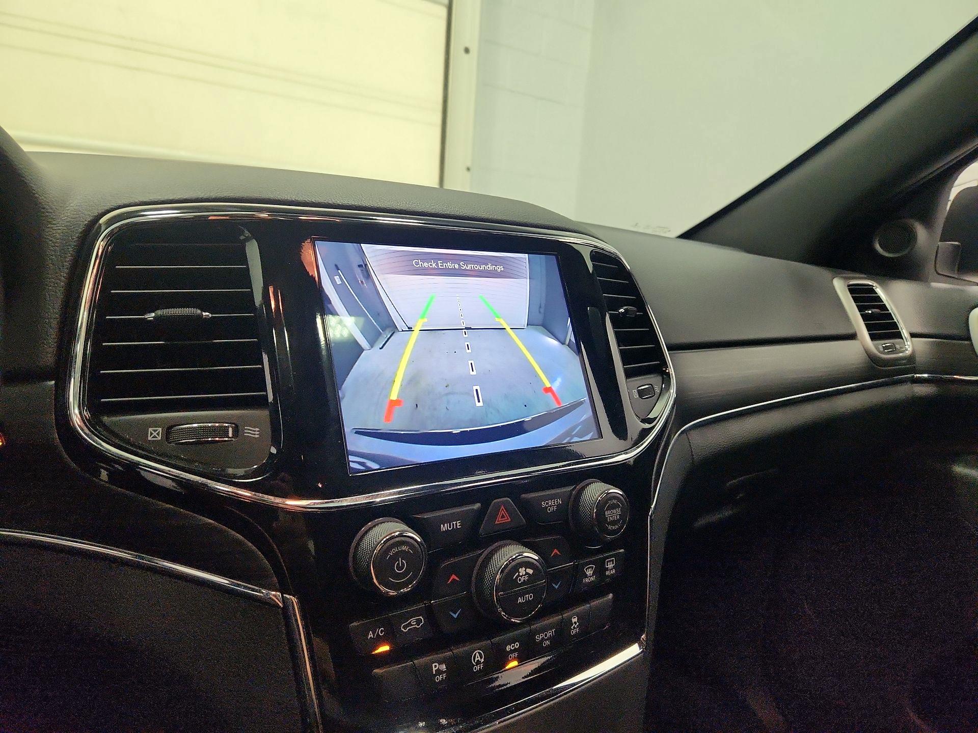 Thumbnail: 2022 Jeep Grand Cherokee - 15