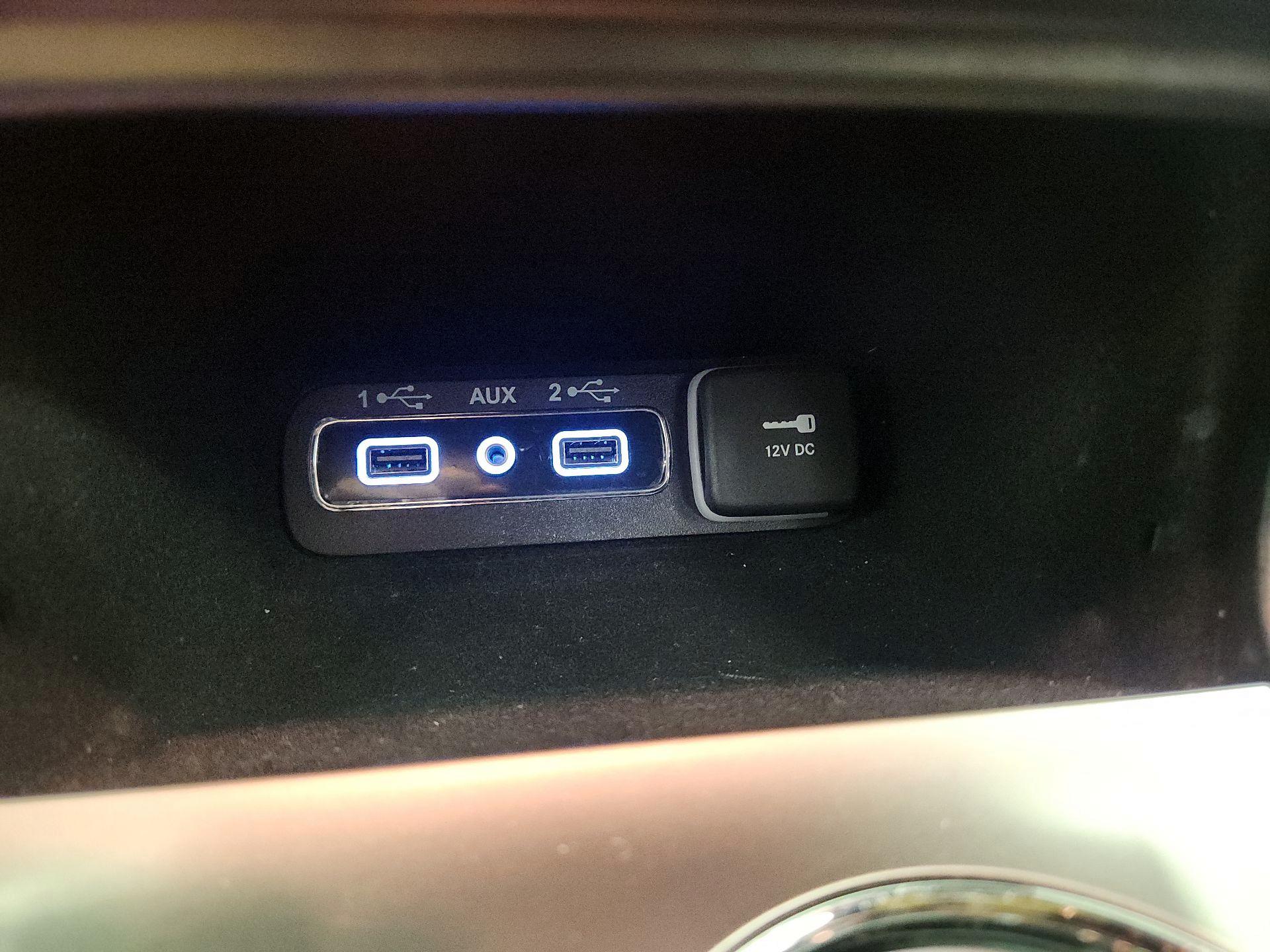 Thumbnail: 2022 Jeep Grand Cherokee - 19