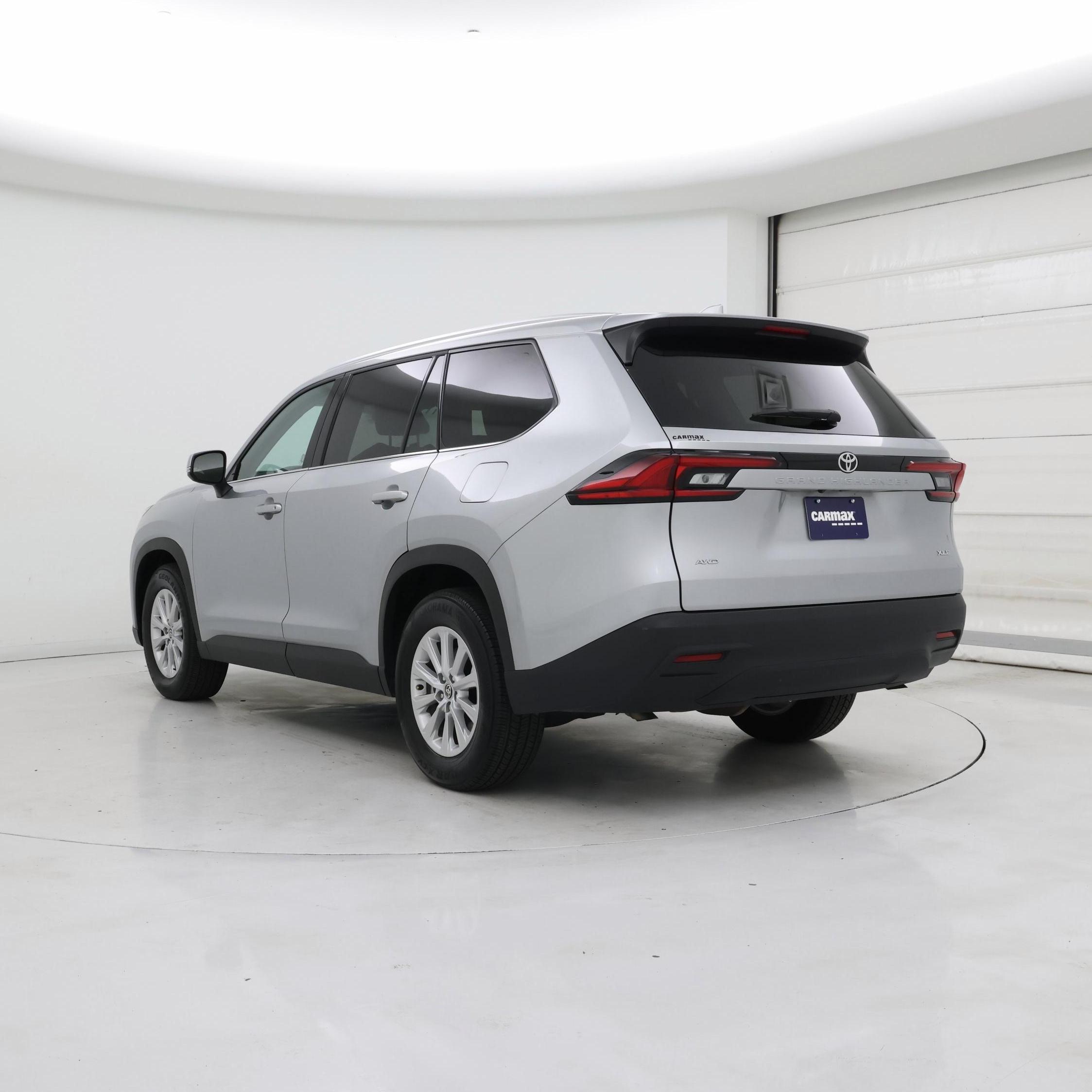 Thumbnail: 2025 Toyota Grand Highlander - 2