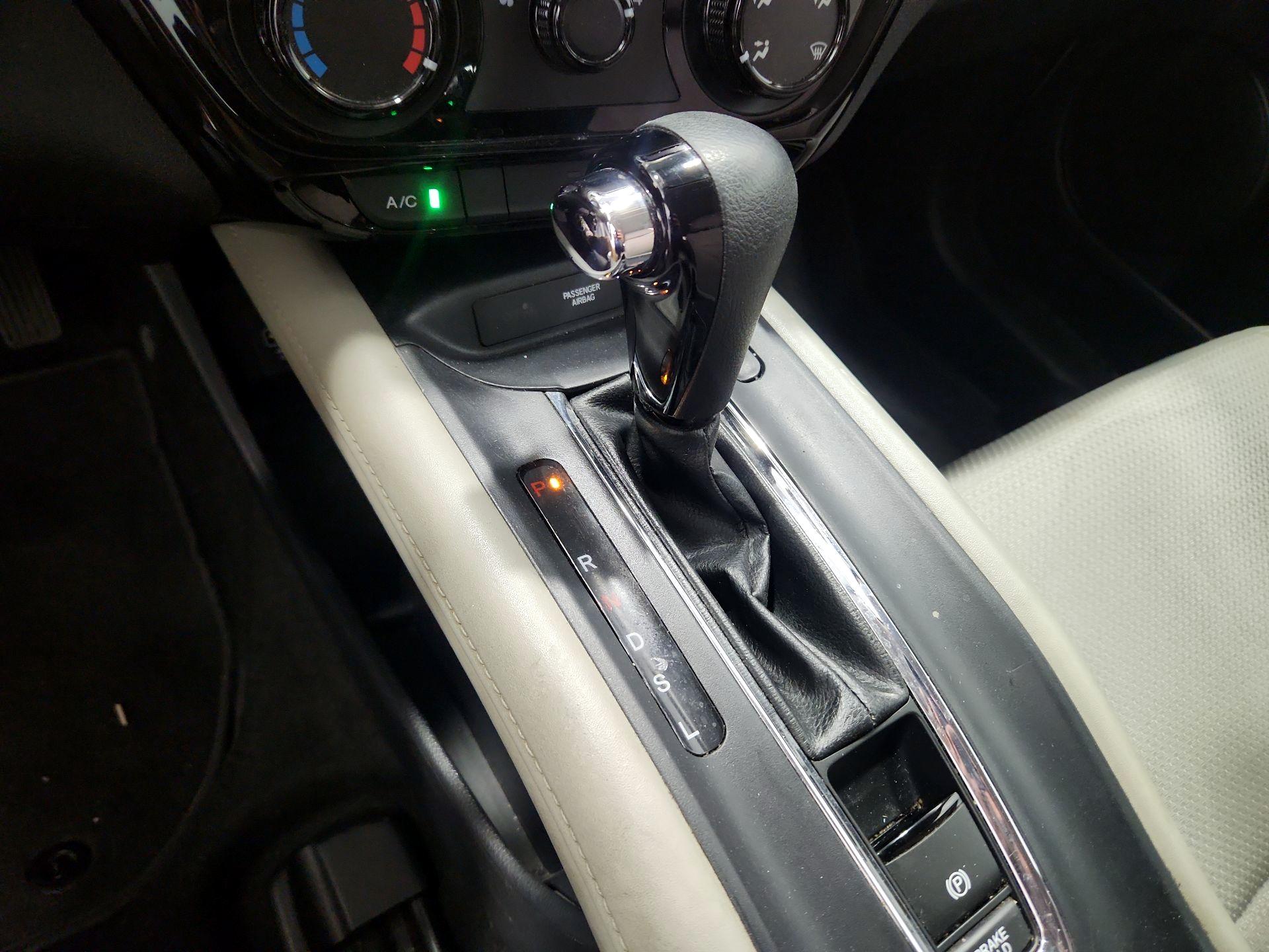 Thumbnail: 2022 Honda HR-V - 17