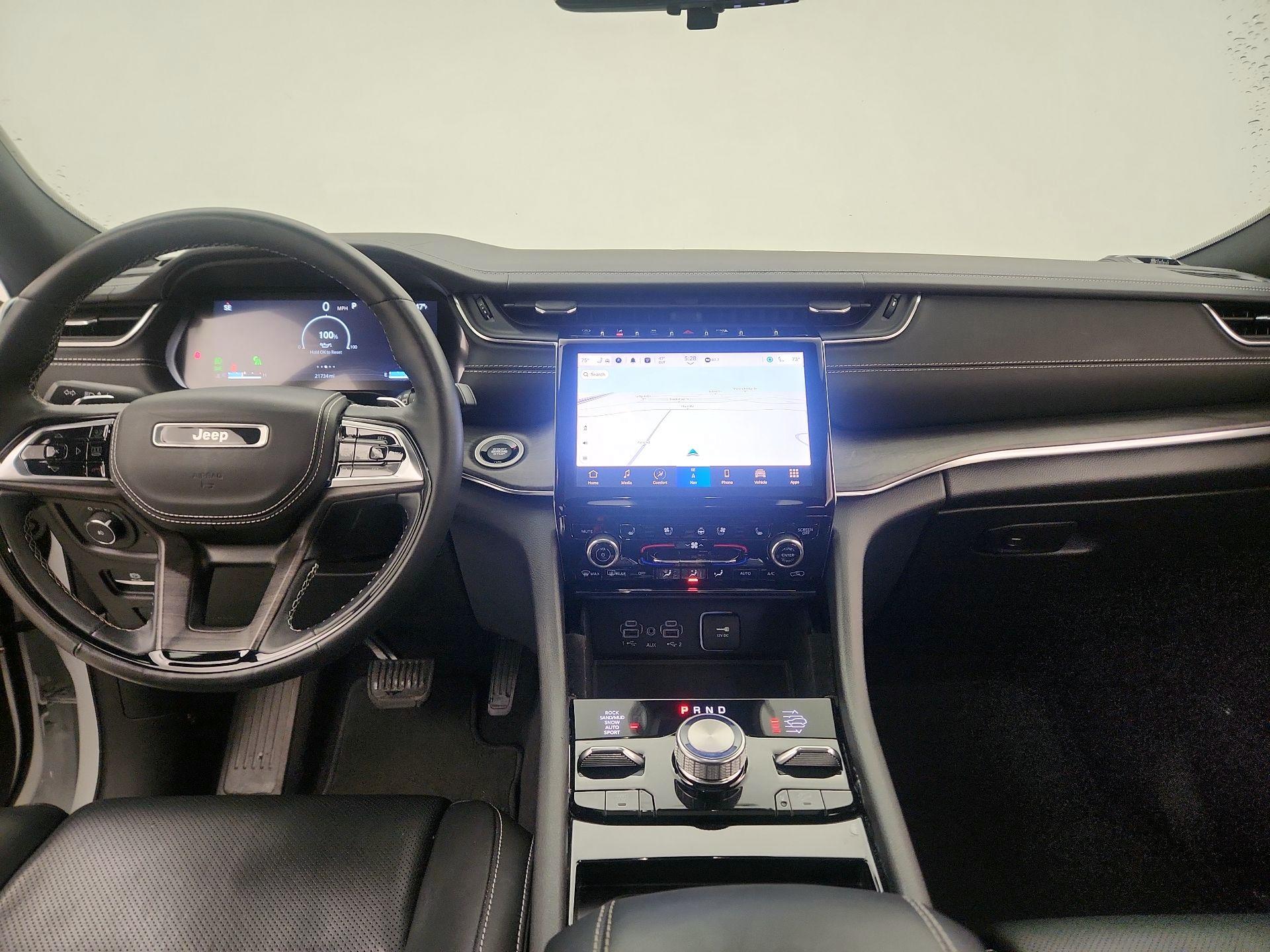 Thumbnail: 2022 Jeep Grand Cherokee - 9