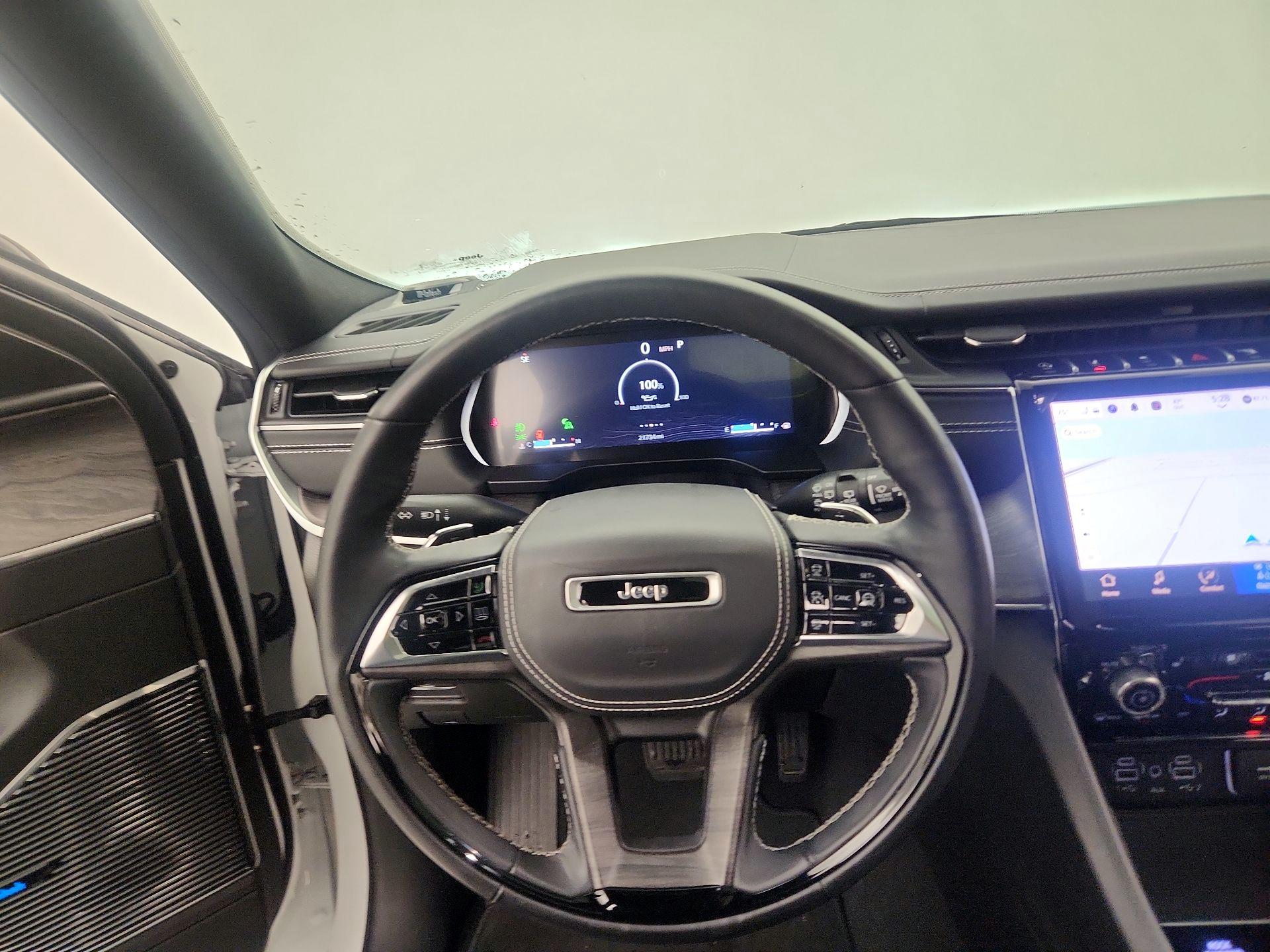 Thumbnail: 2022 Jeep Grand Cherokee - 10