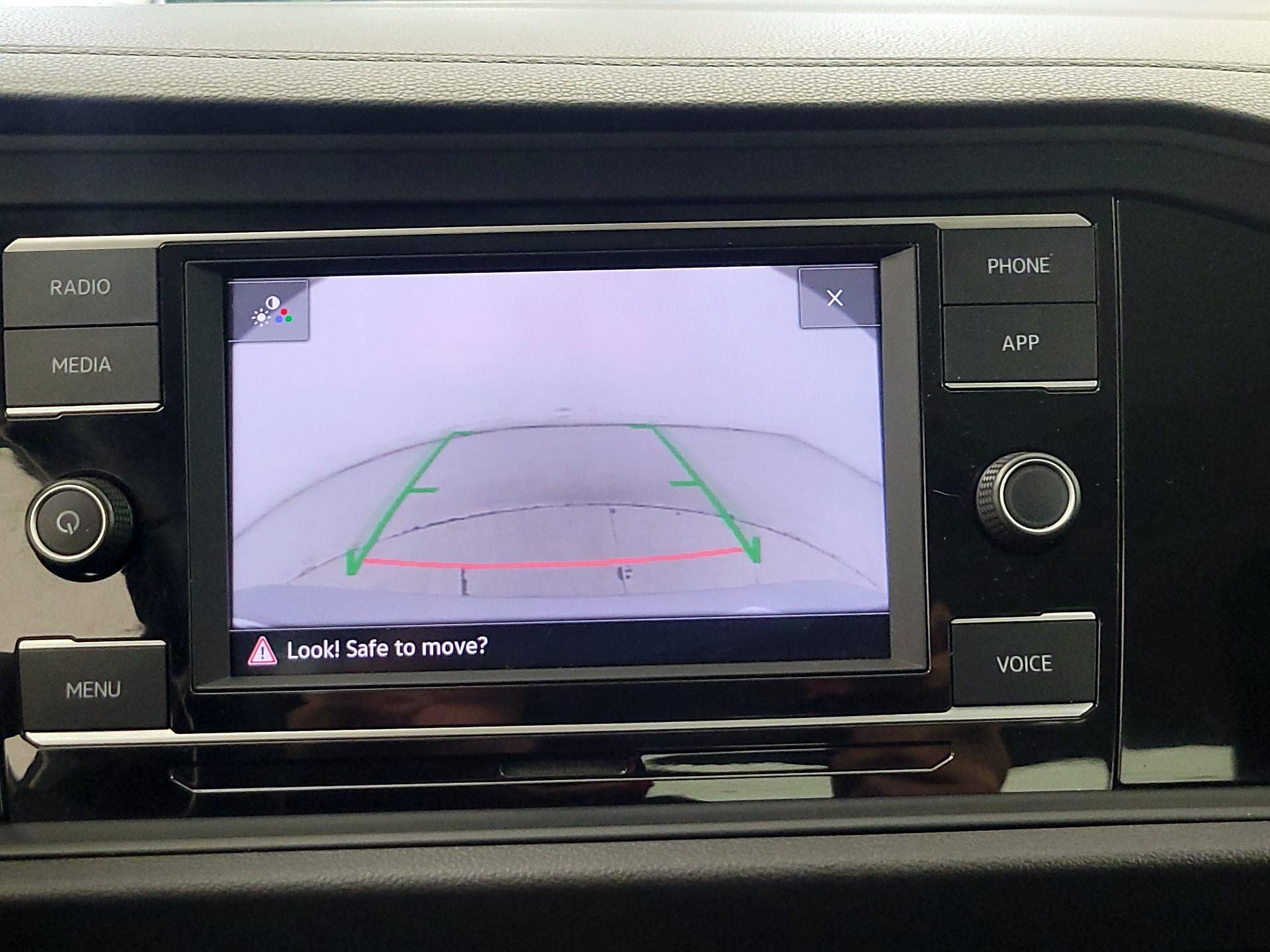 Thumbnail: 2022 Volkswagen Jetta - 14