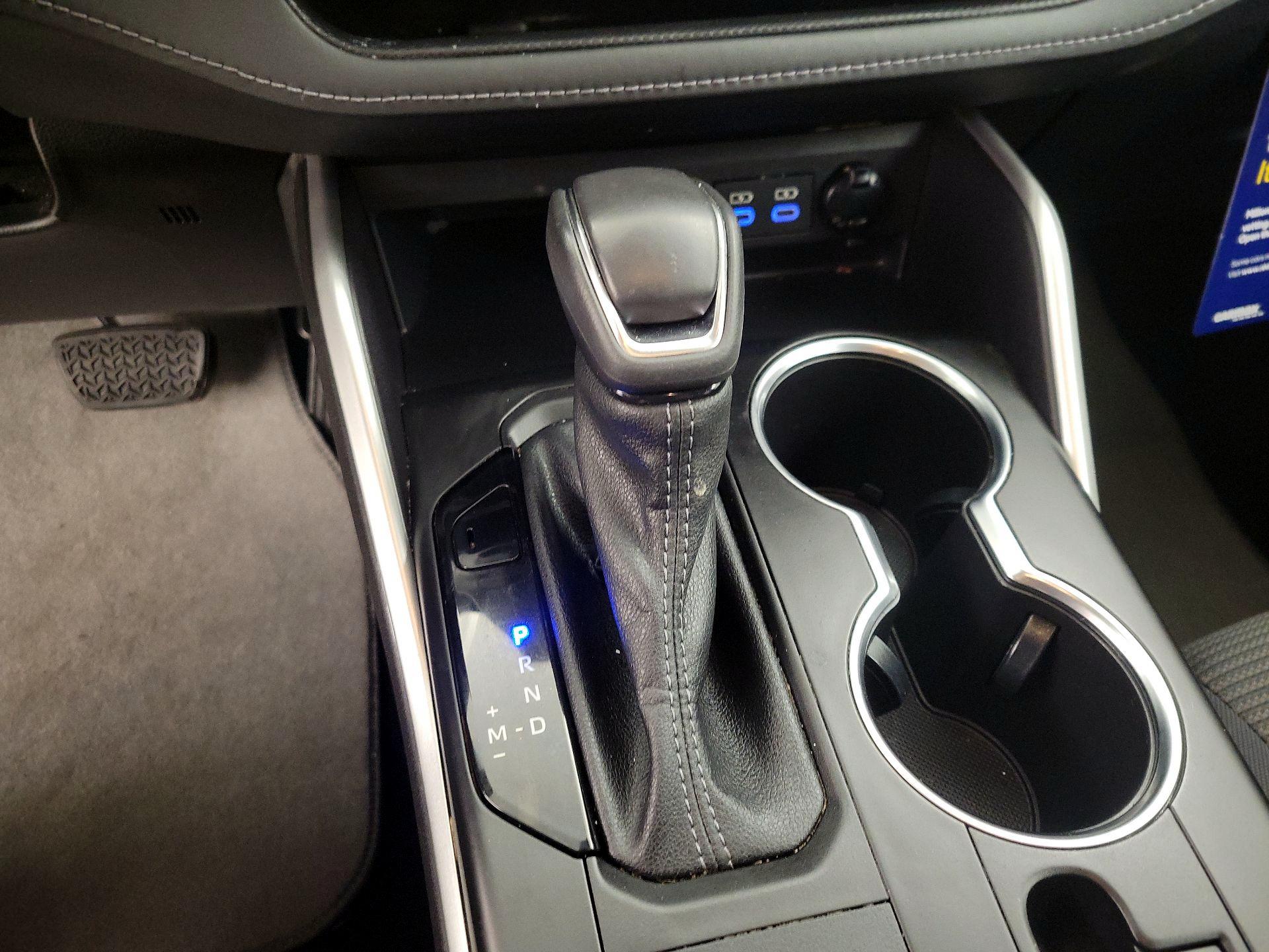 Thumbnail: 2022 Toyota Highlander - 17