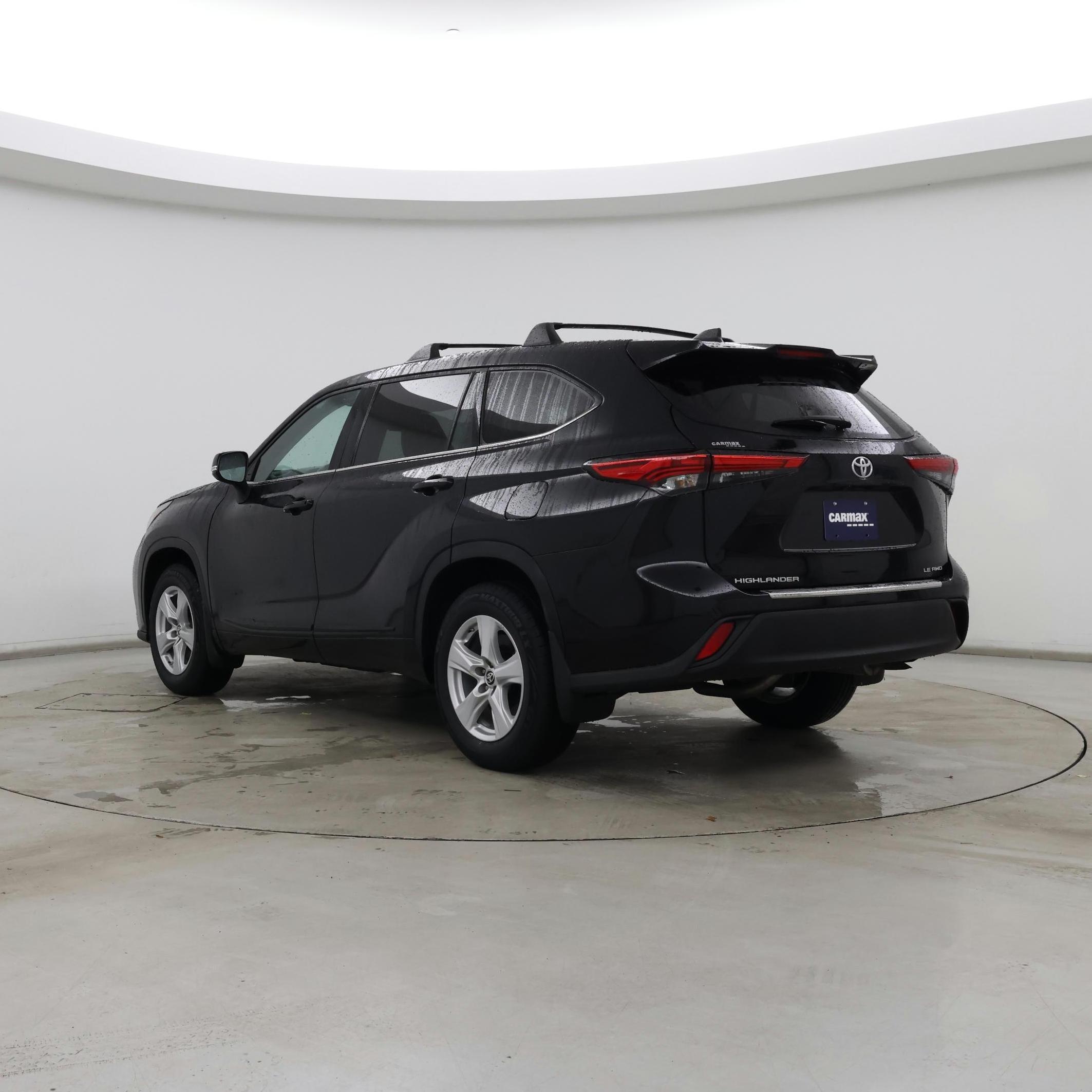 Thumbnail: 2022 Toyota Highlander - 2