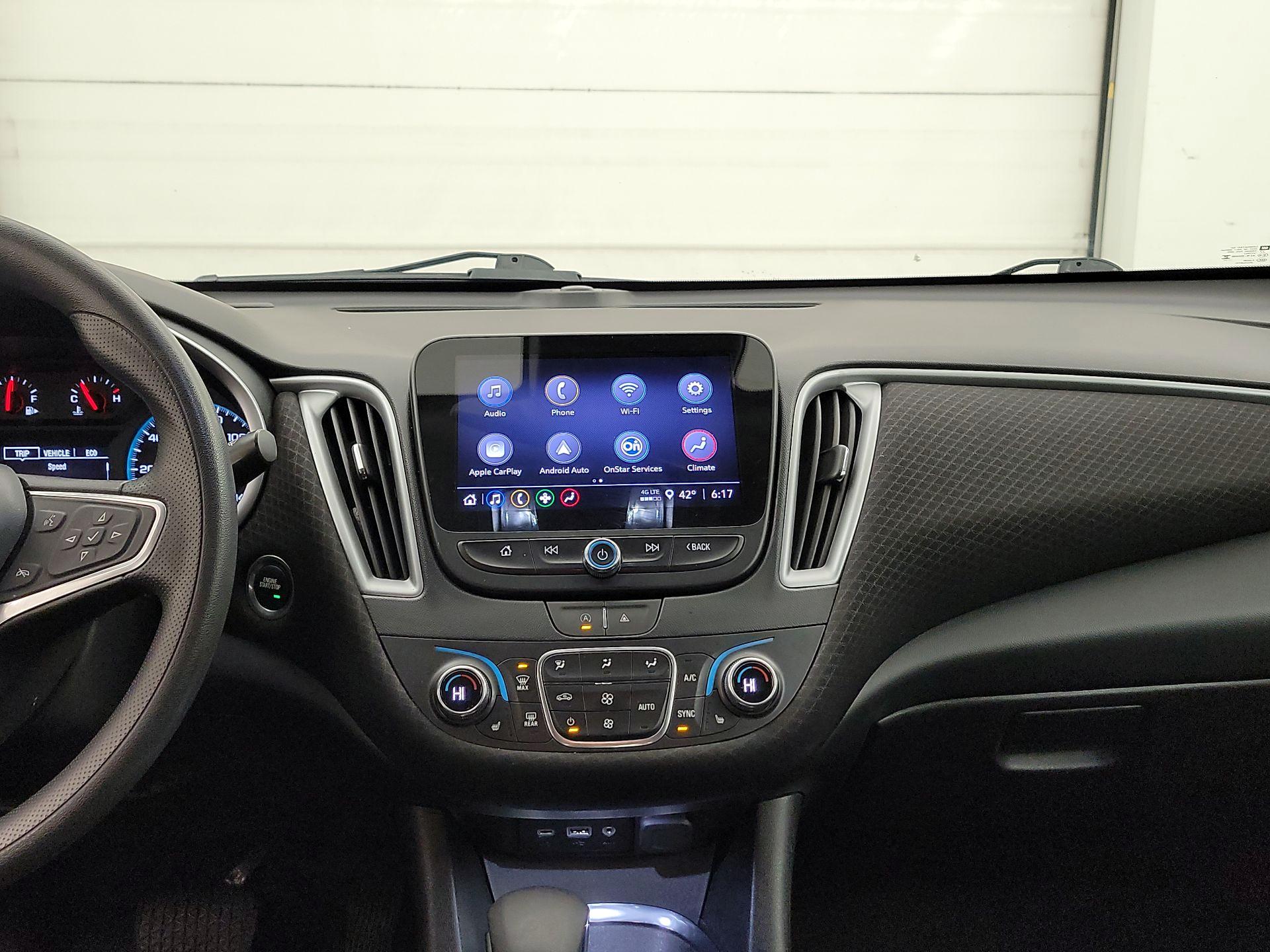 Thumbnail: 2023 Chevrolet Malibu - 9