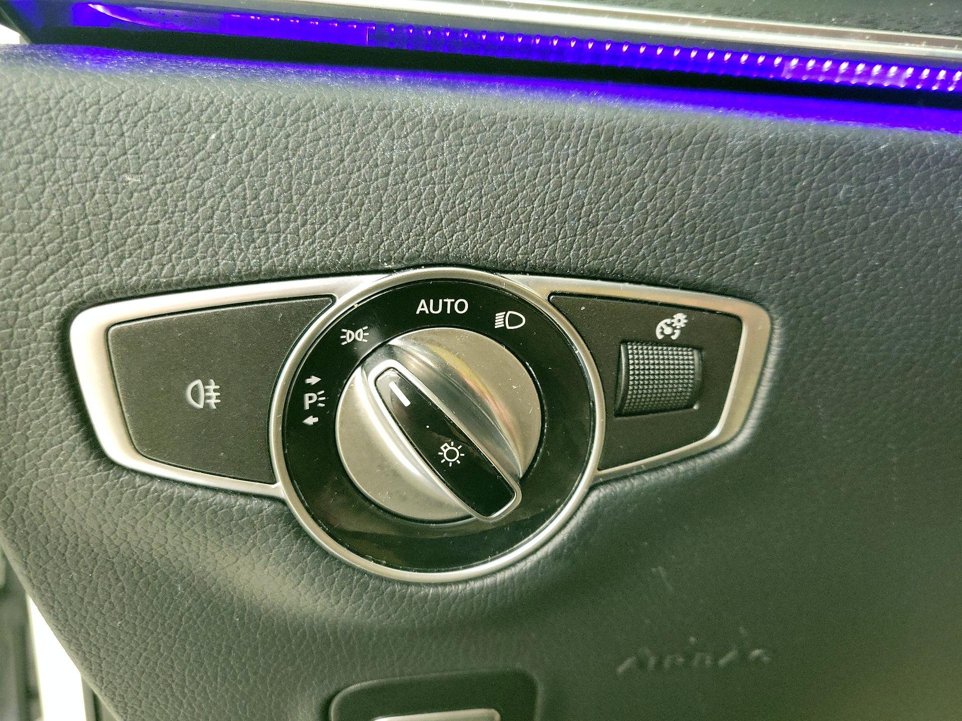 Thumbnail: 2022 Mercedes-Benz E-Class - 13