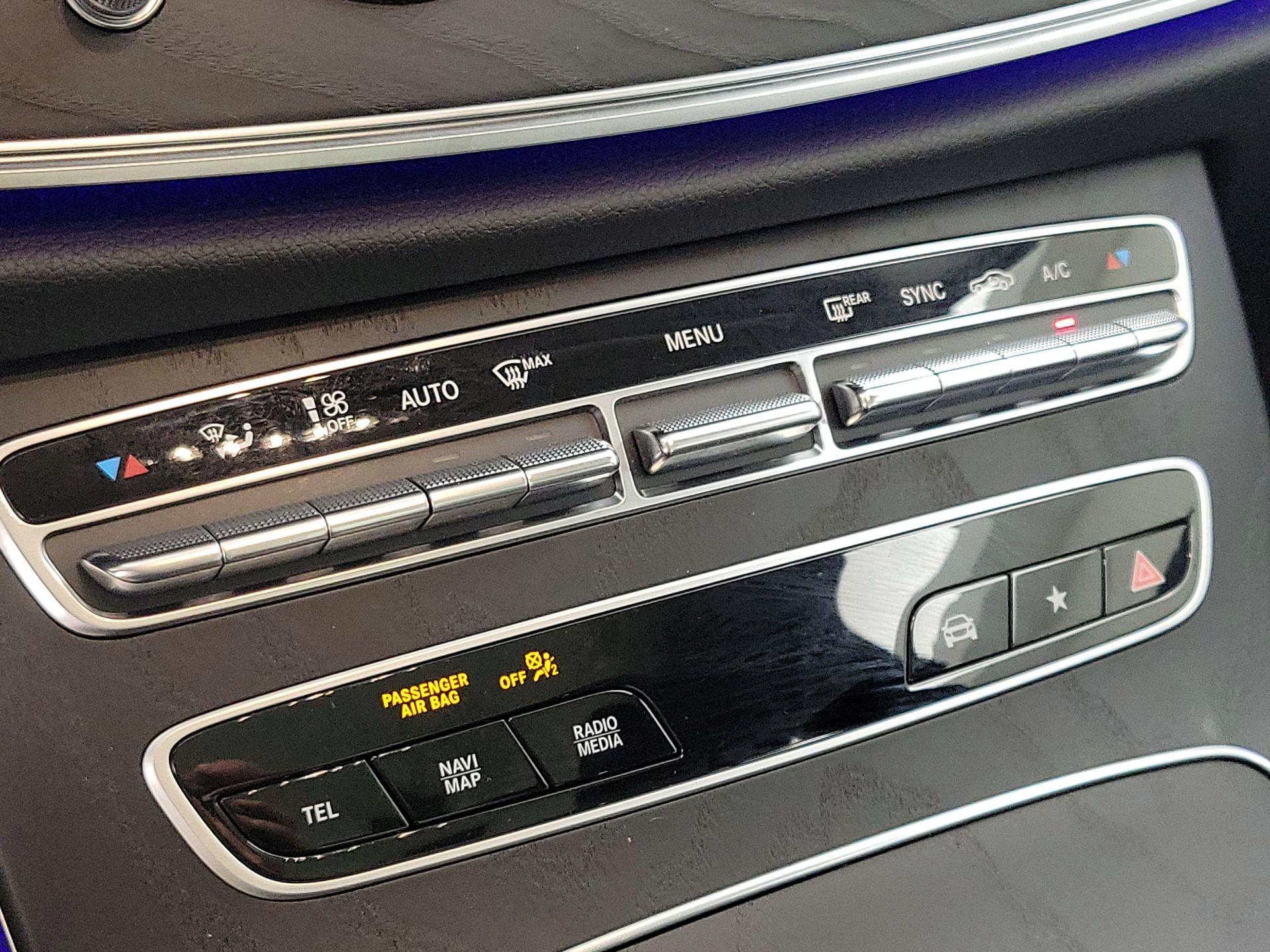 Thumbnail: 2022 Mercedes-Benz E-Class - 17