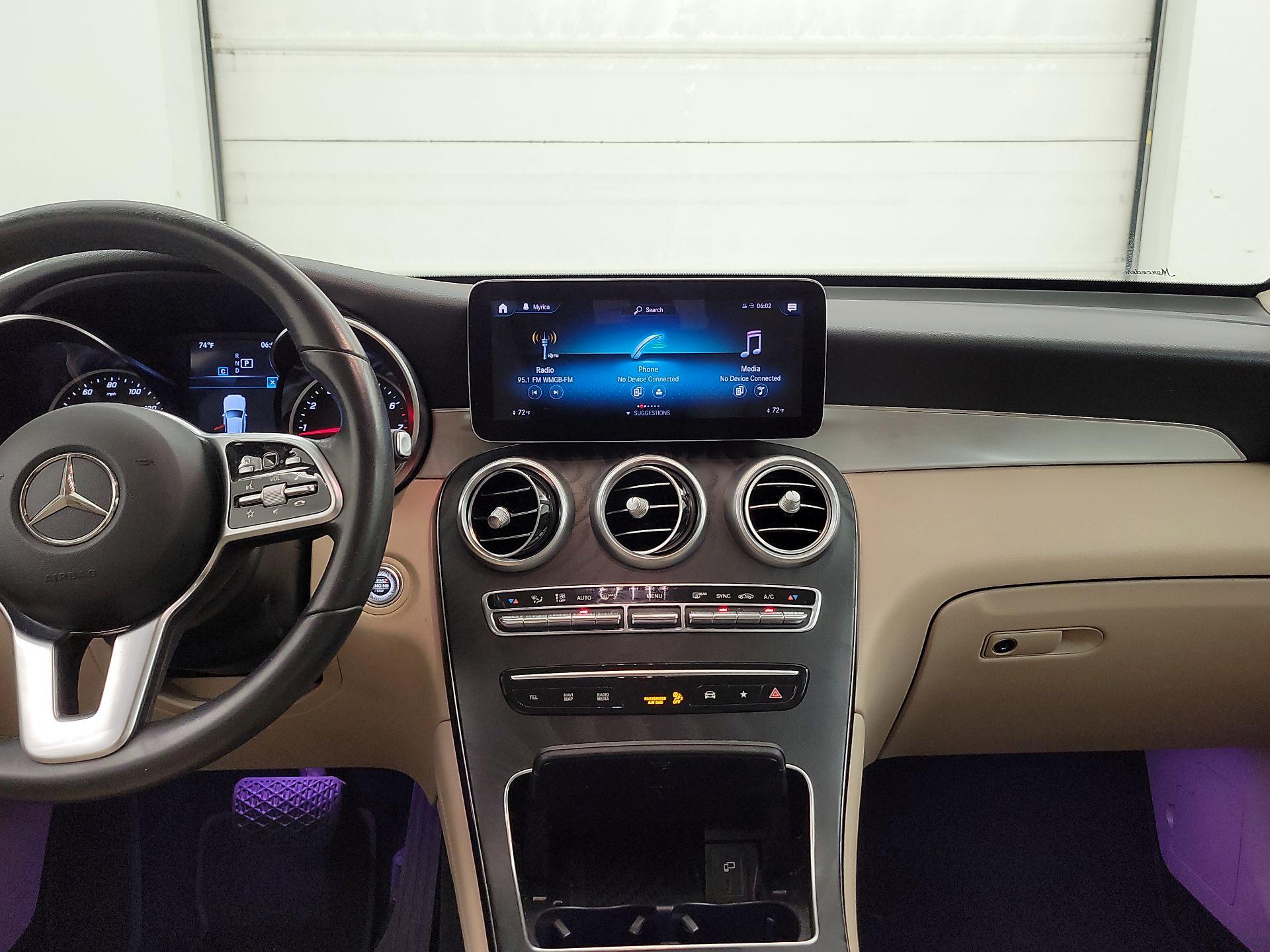 Thumbnail: 2020 Mercedes-Benz GLC - 9