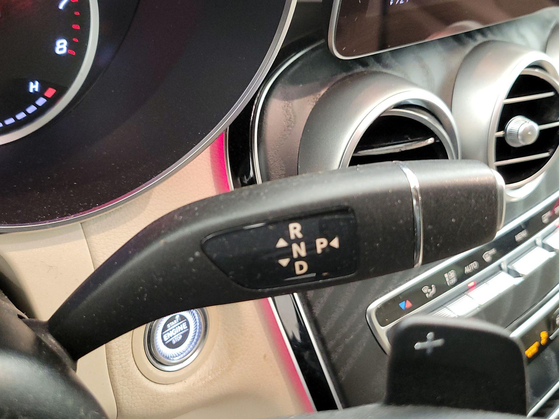 Thumbnail: 2020 Mercedes-Benz GLC - 17