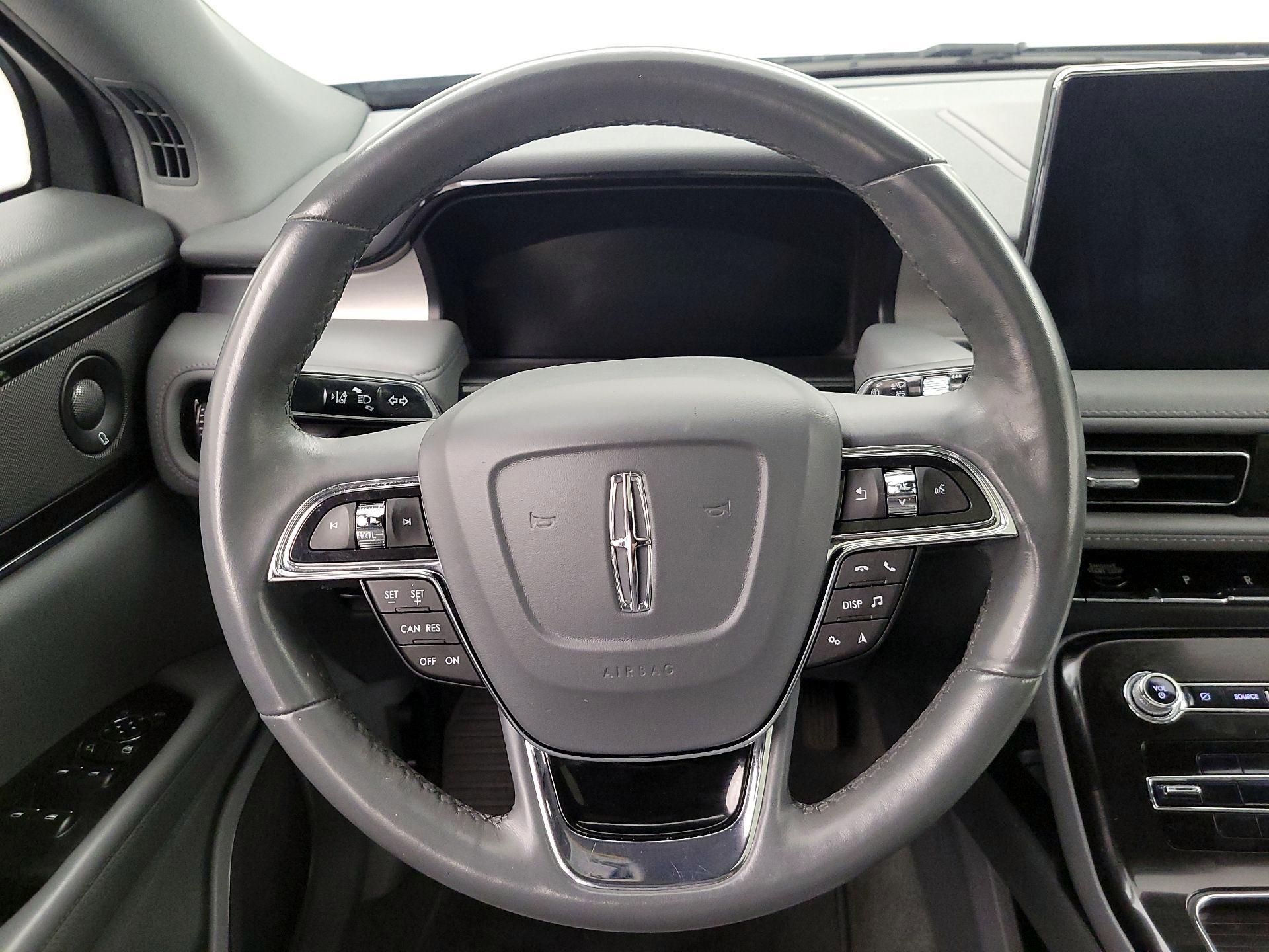 Thumbnail: 2022 Lincoln Nautilus - 10