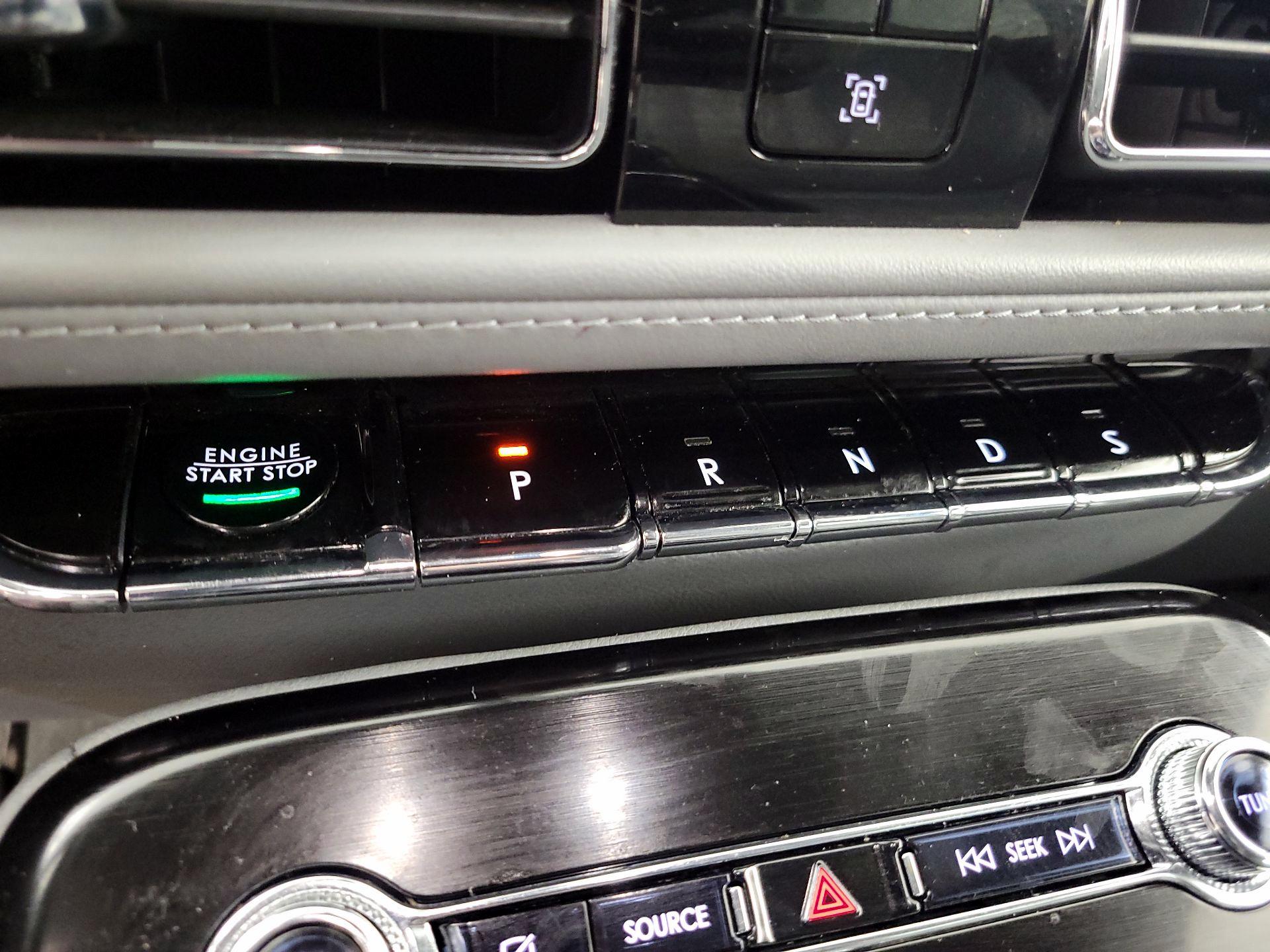 Thumbnail: 2022 Lincoln Nautilus - 18