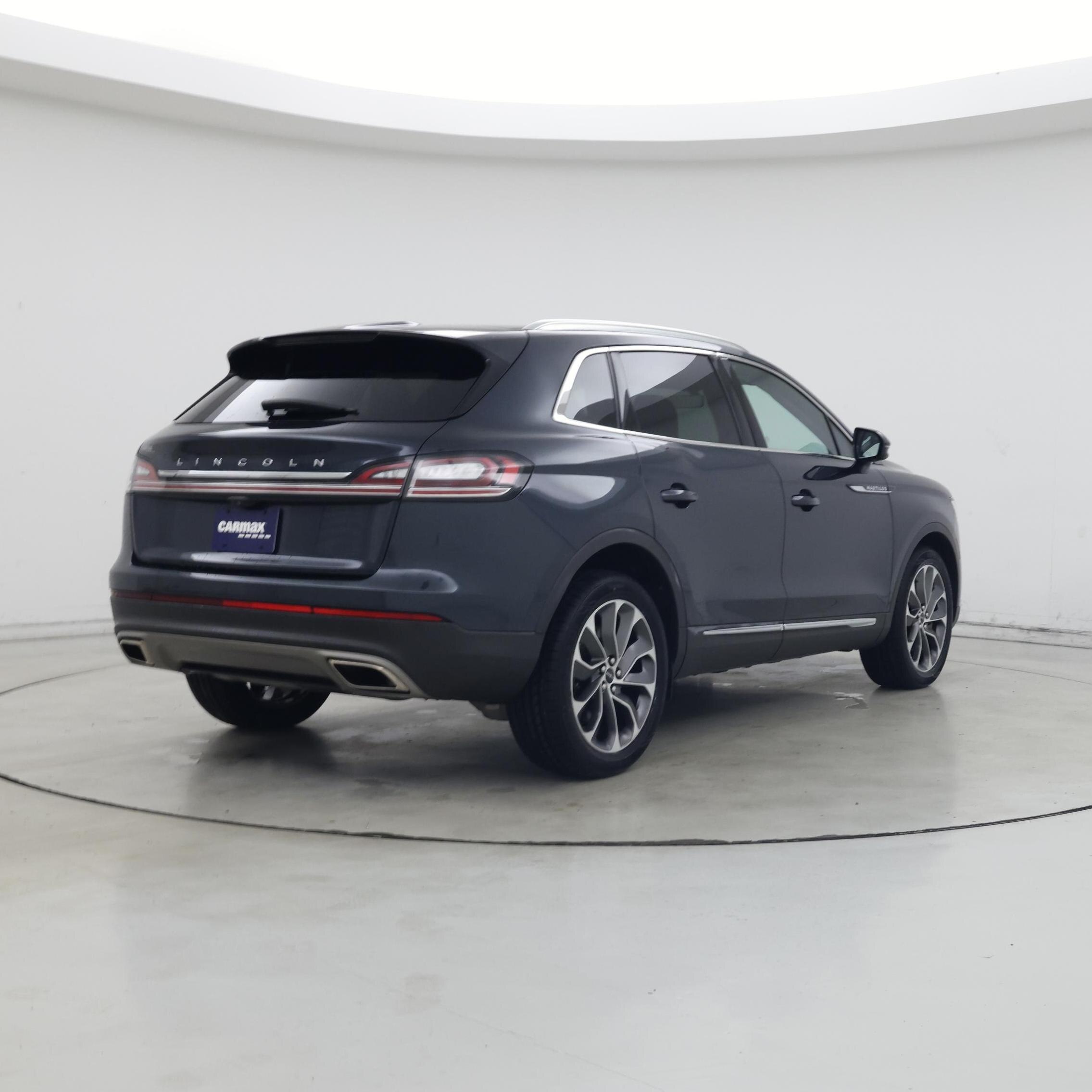 Thumbnail: 2022 Lincoln Nautilus - 8