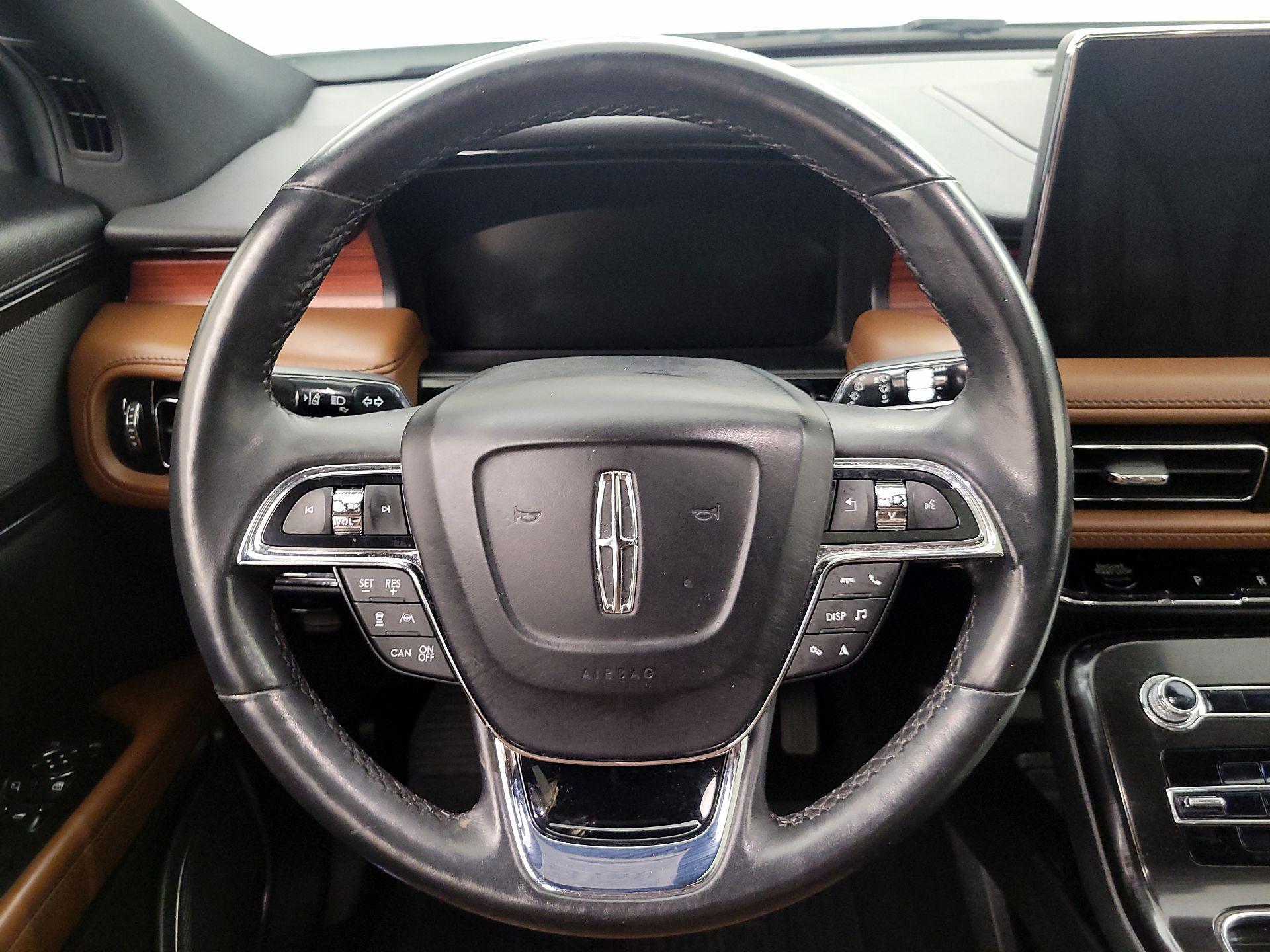 Thumbnail: 2022 Lincoln Nautilus - 10