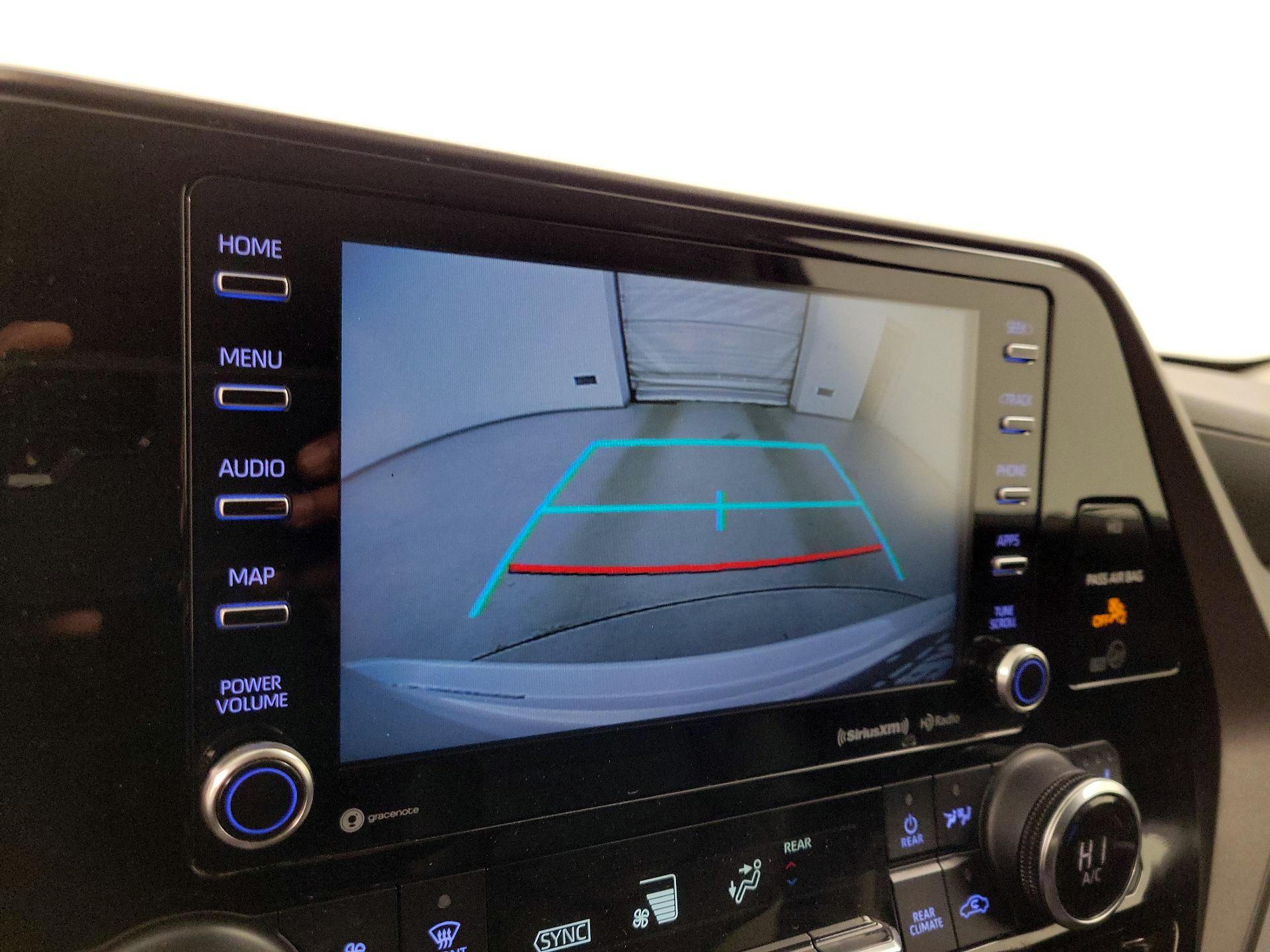 Thumbnail: 2022 Toyota Highlander - 14