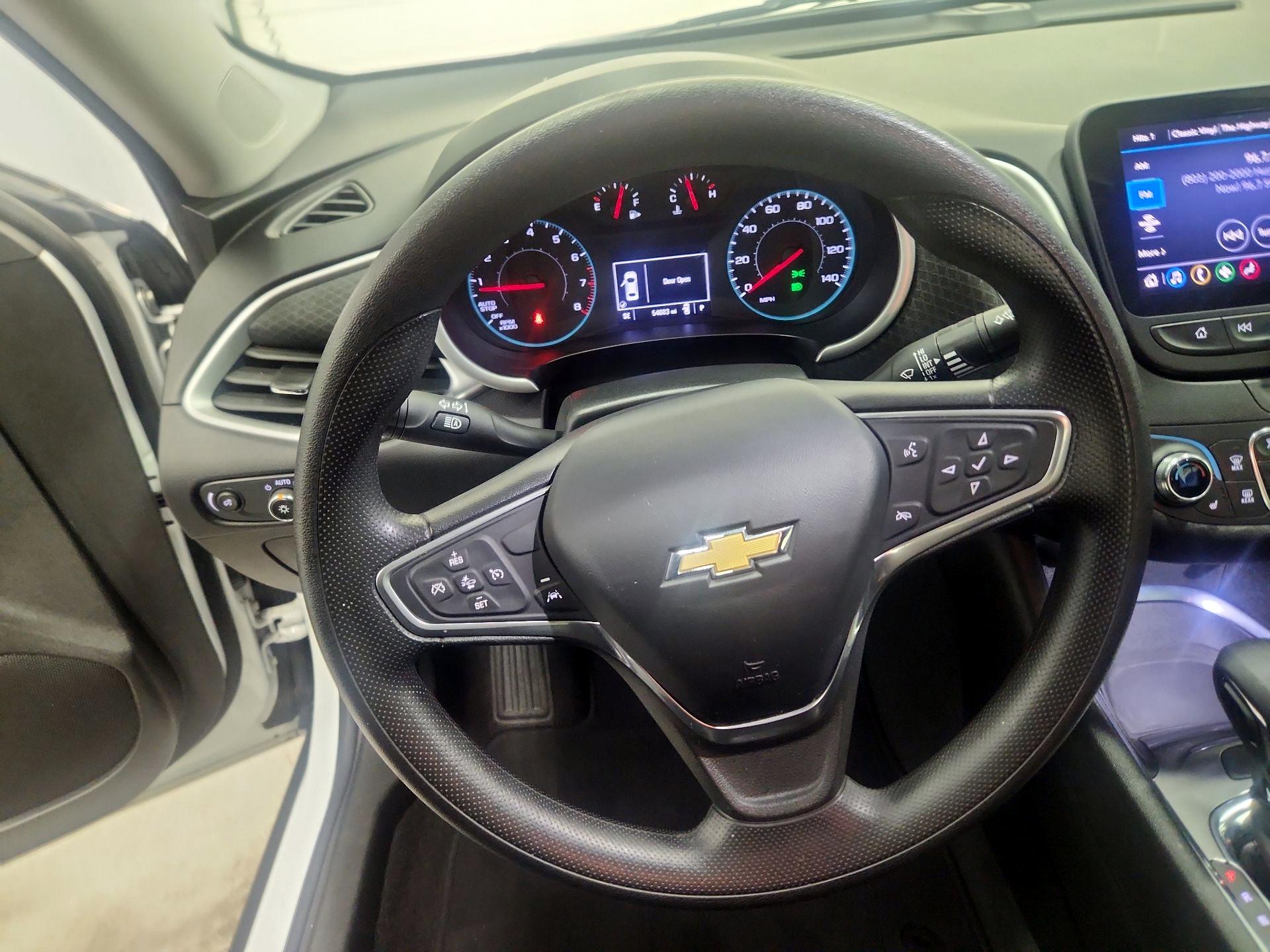 Thumbnail: 2023 Chevrolet Malibu - 10