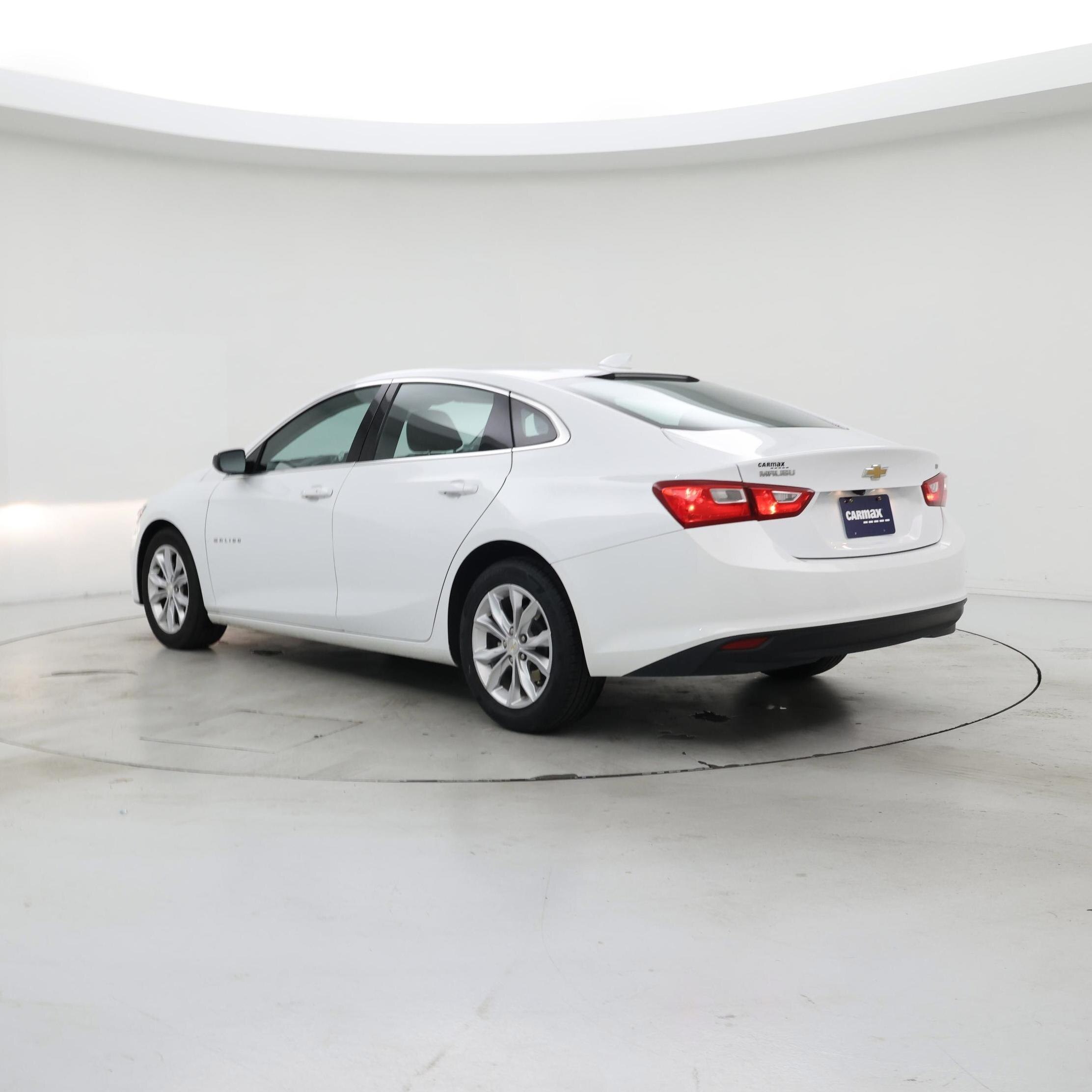 Thumbnail: 2023 Chevrolet Malibu - 2