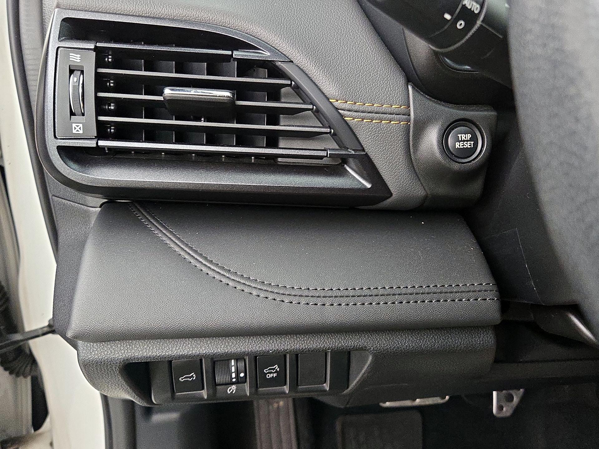 Thumbnail: 2022 Subaru Outback - 13