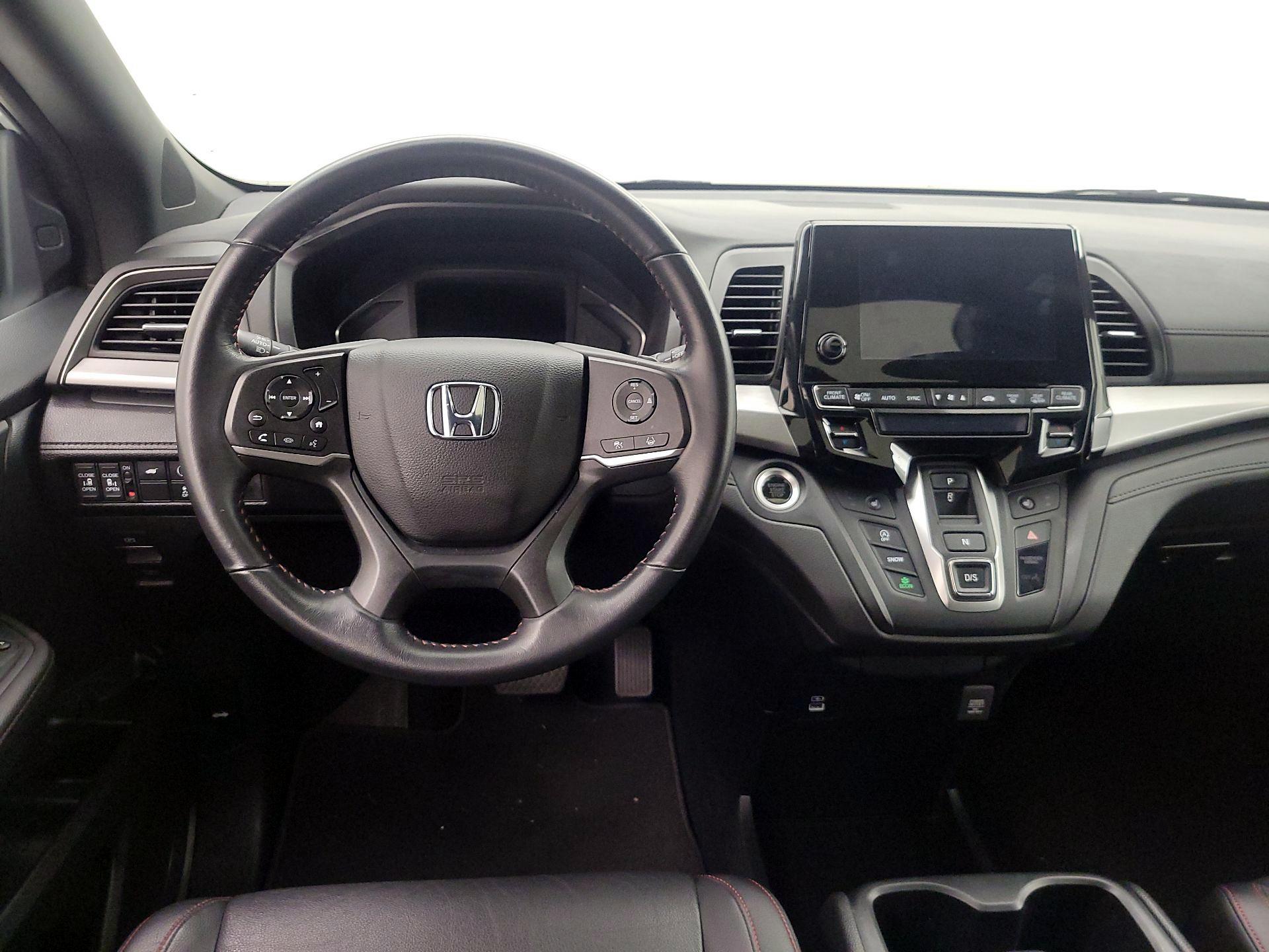 Thumbnail: 2023 Honda Odyssey - 10