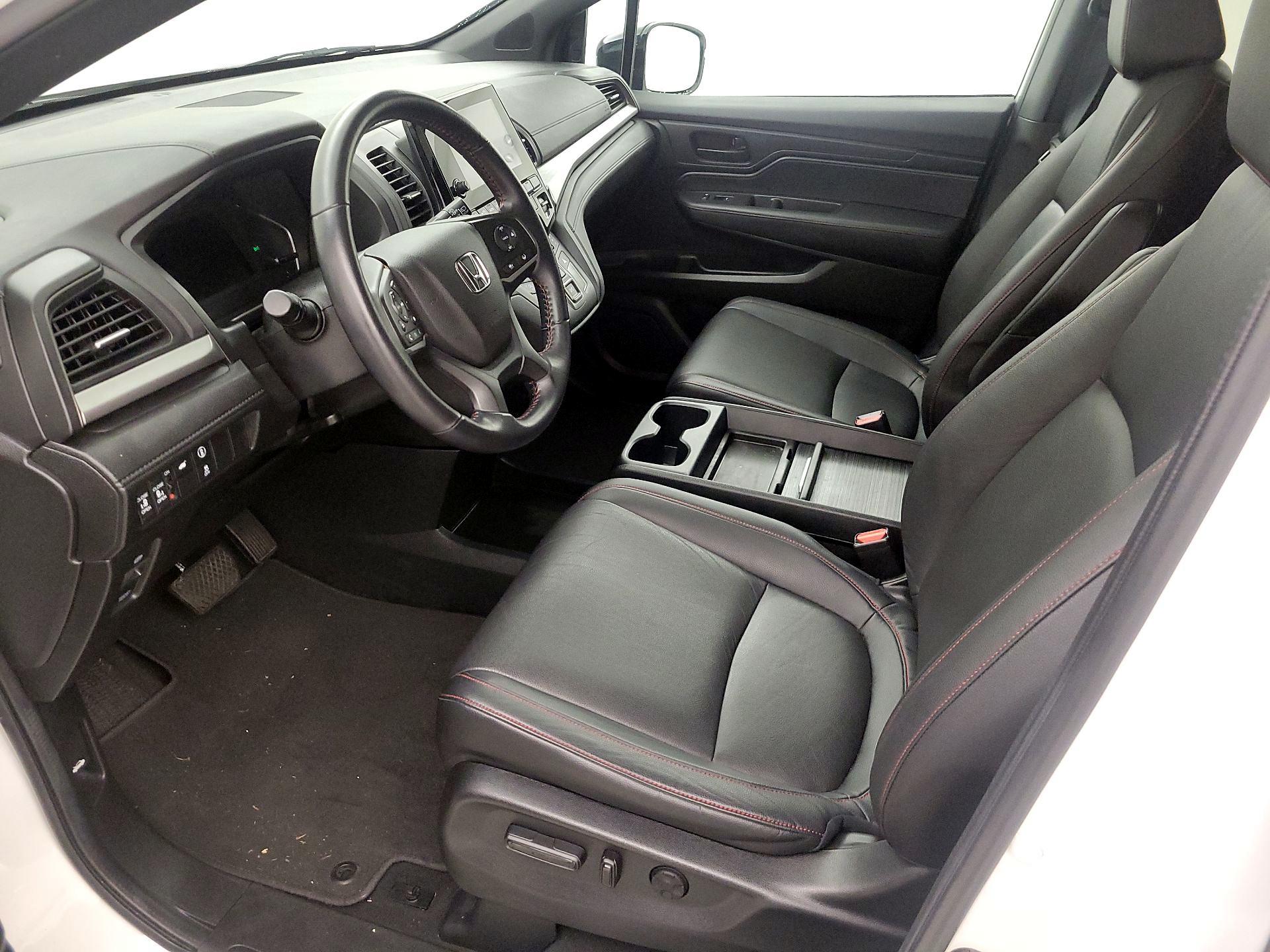 Thumbnail: 2023 Honda Odyssey - 11