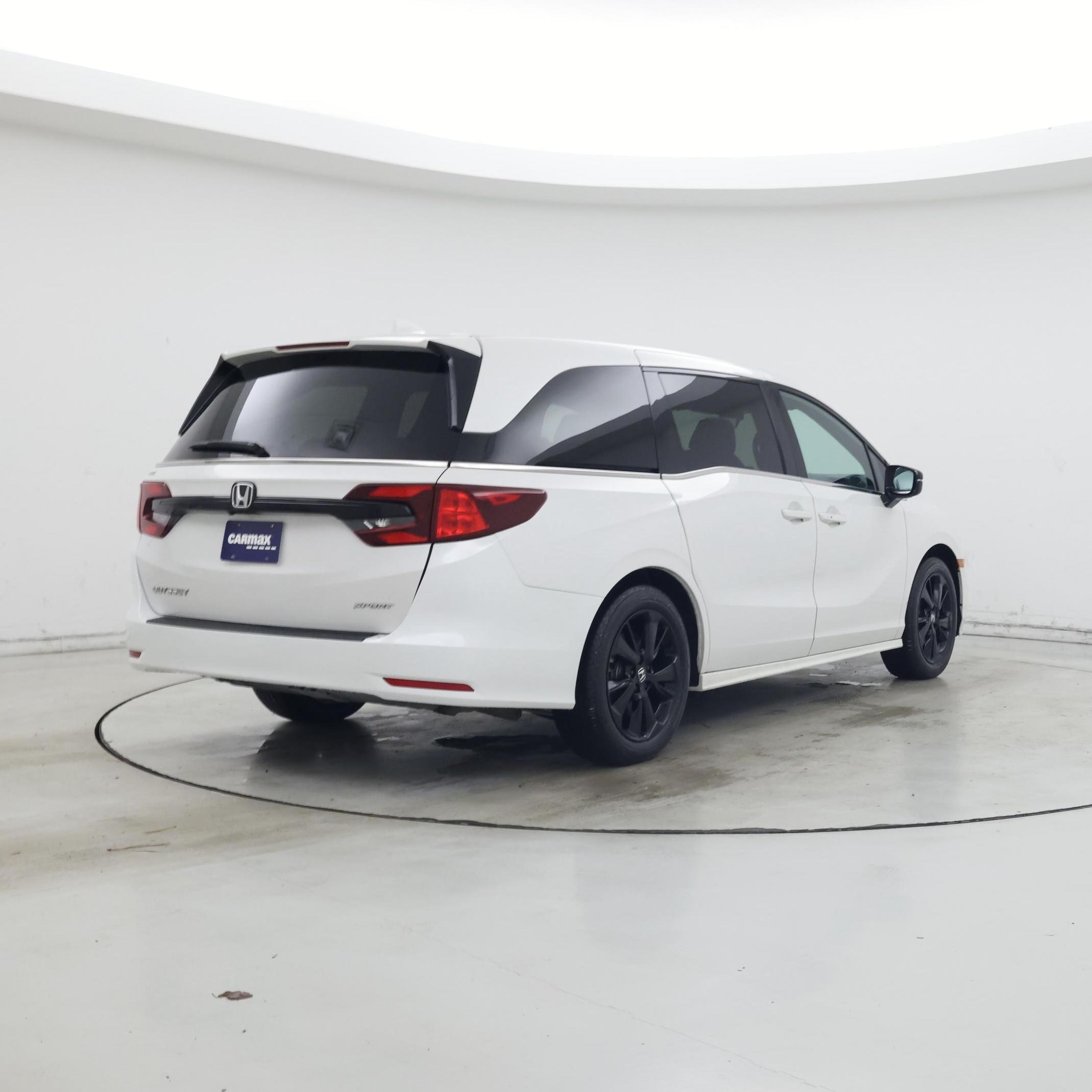 Thumbnail: 2023 Honda Odyssey - 8