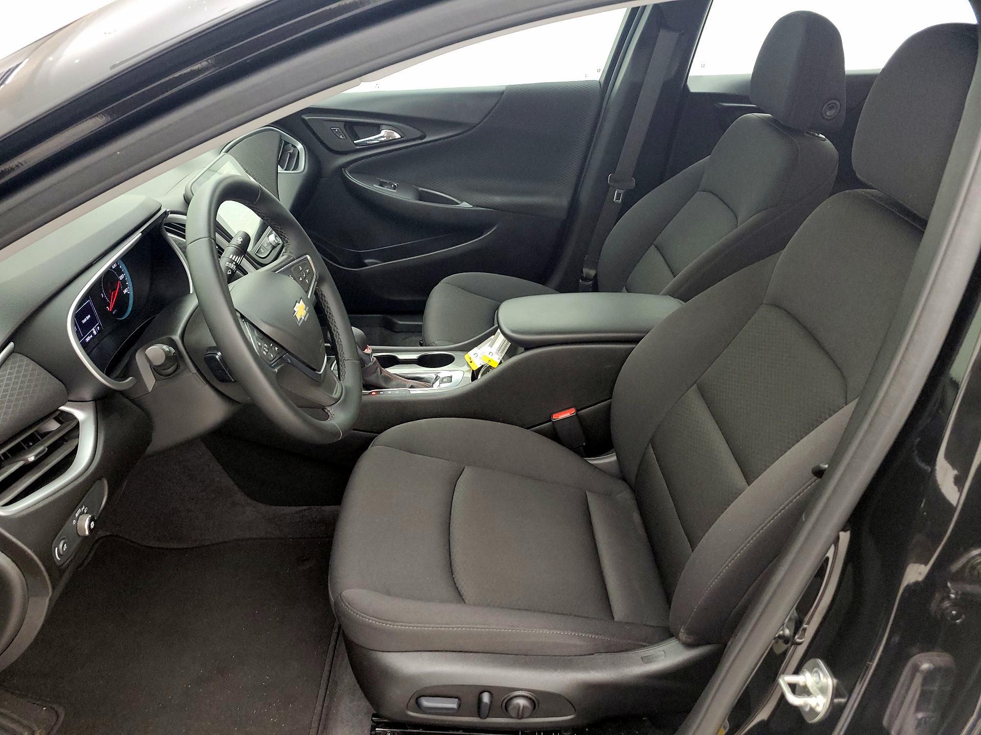 Thumbnail: 2024 Chevrolet Malibu - 11