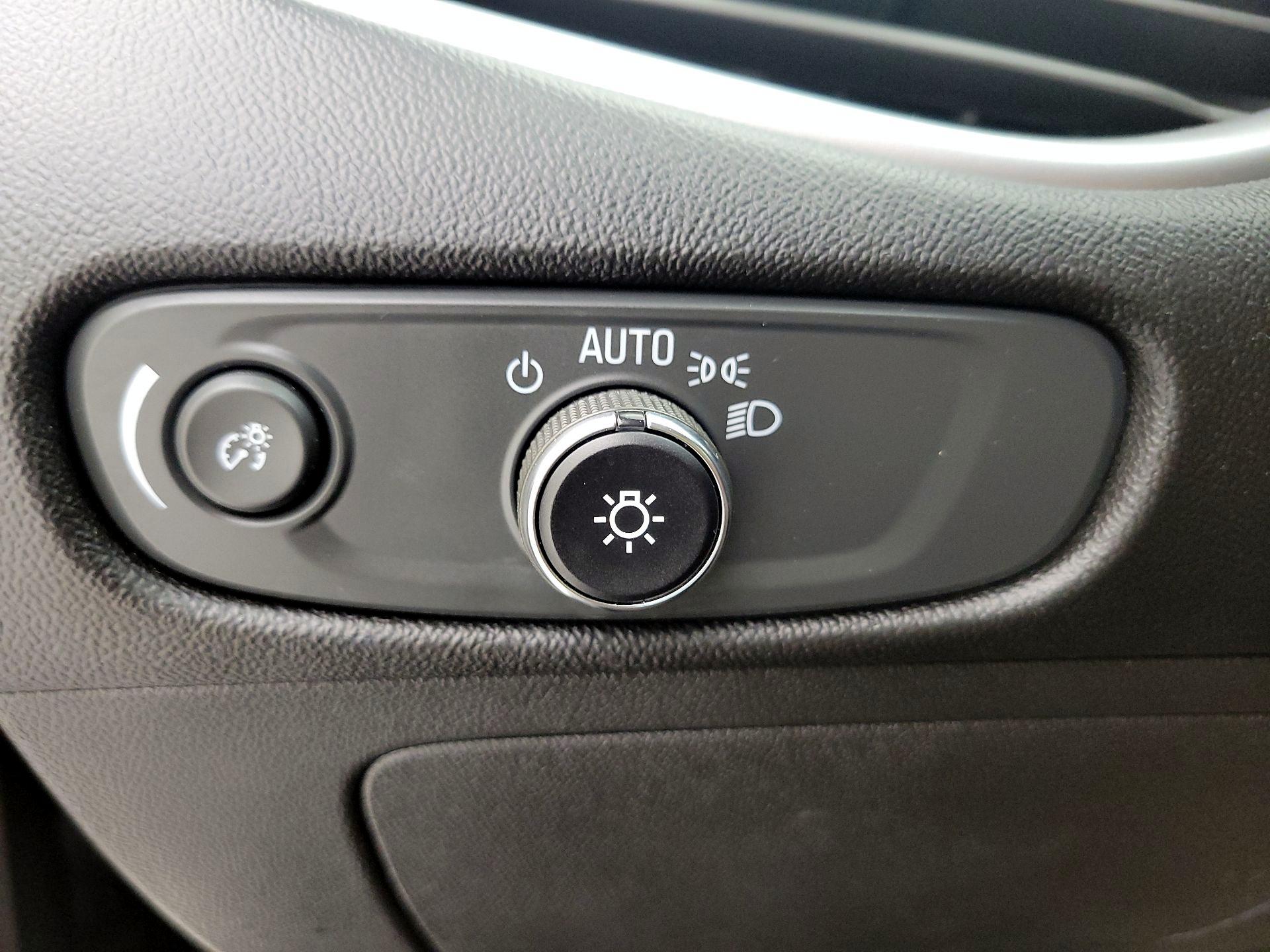 Thumbnail: 2024 Chevrolet Malibu - 13