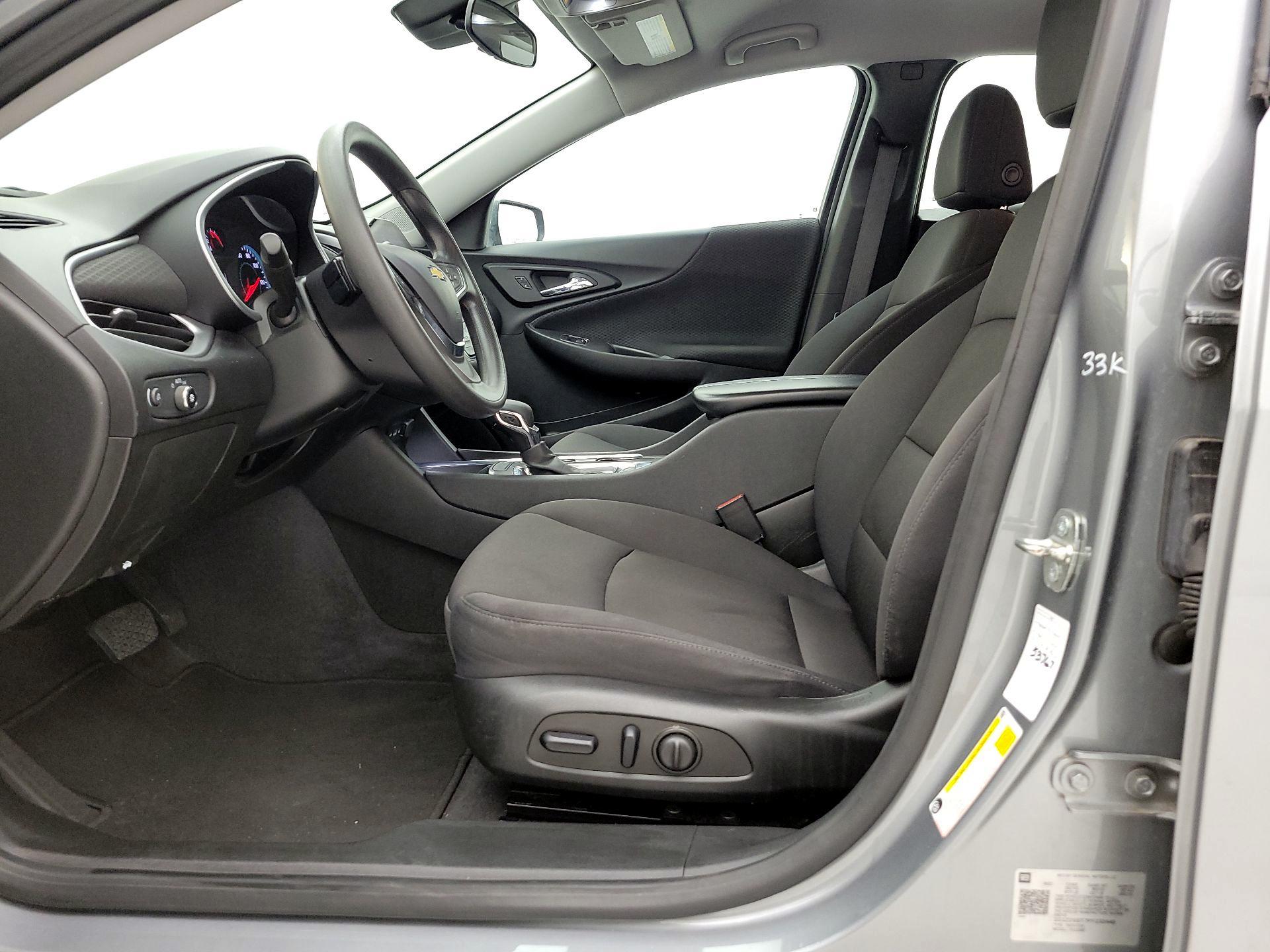 Thumbnail: 2023 Chevrolet Malibu - 11