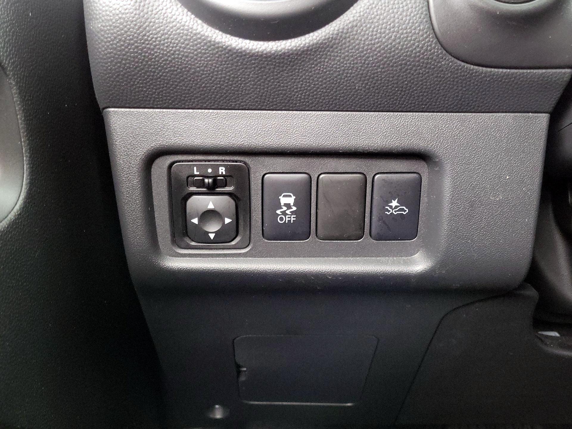 Thumbnail: 2022 Mitsubishi Mirage - 13